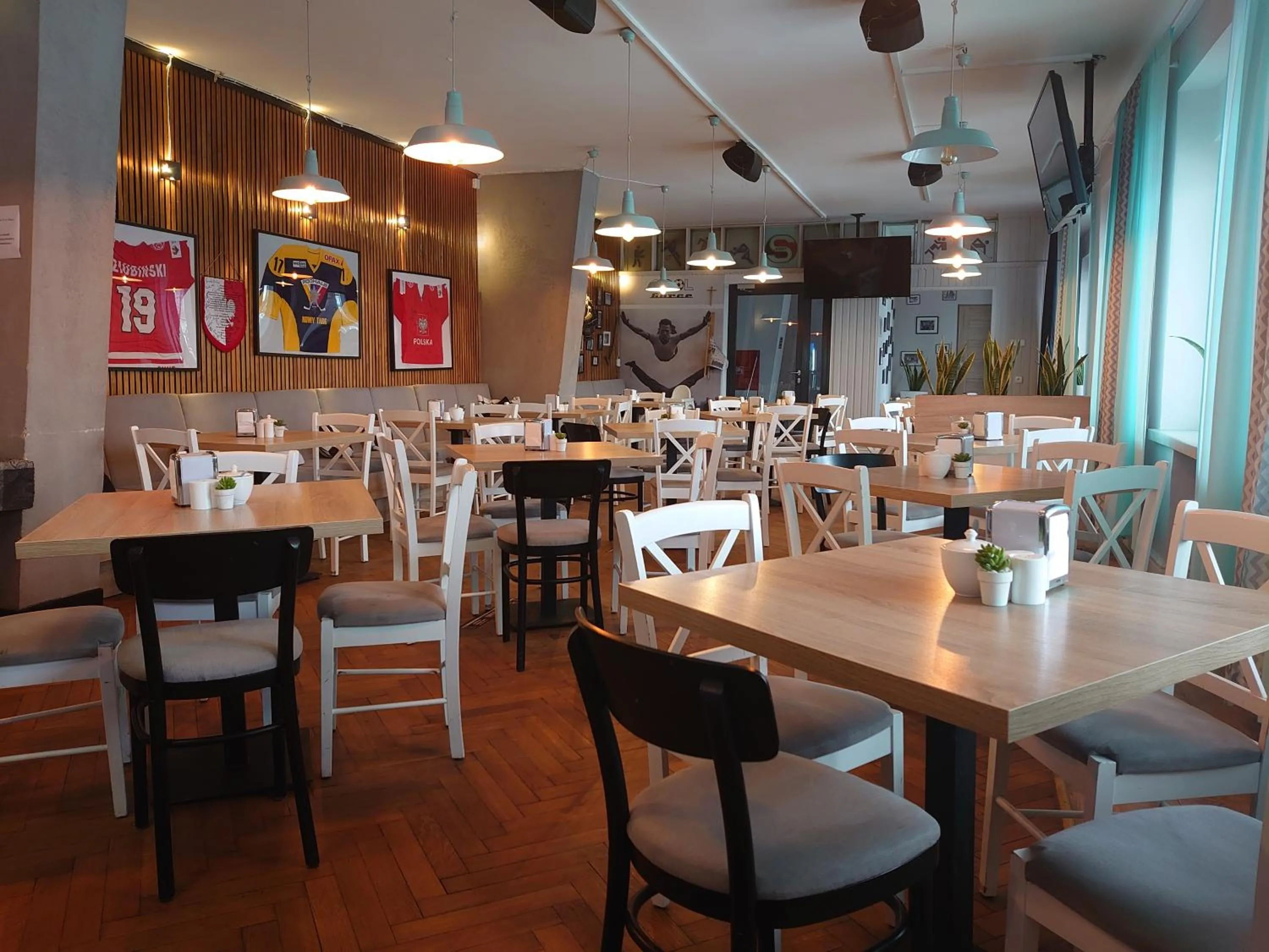 Restaurant/places to eat in Hotel***Gorce