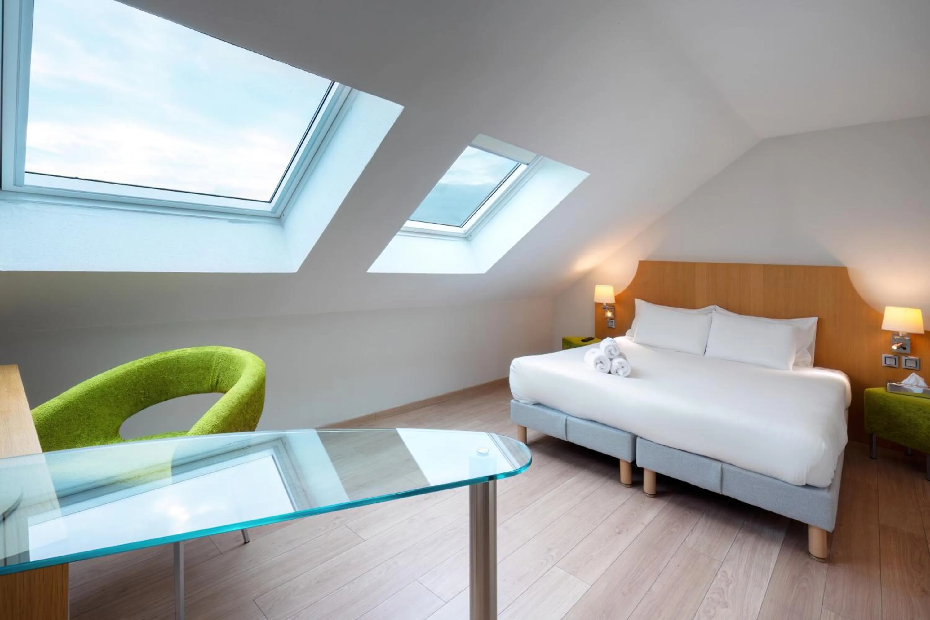 Bedroom, Bed in Kyriad Belfort Centre Gare