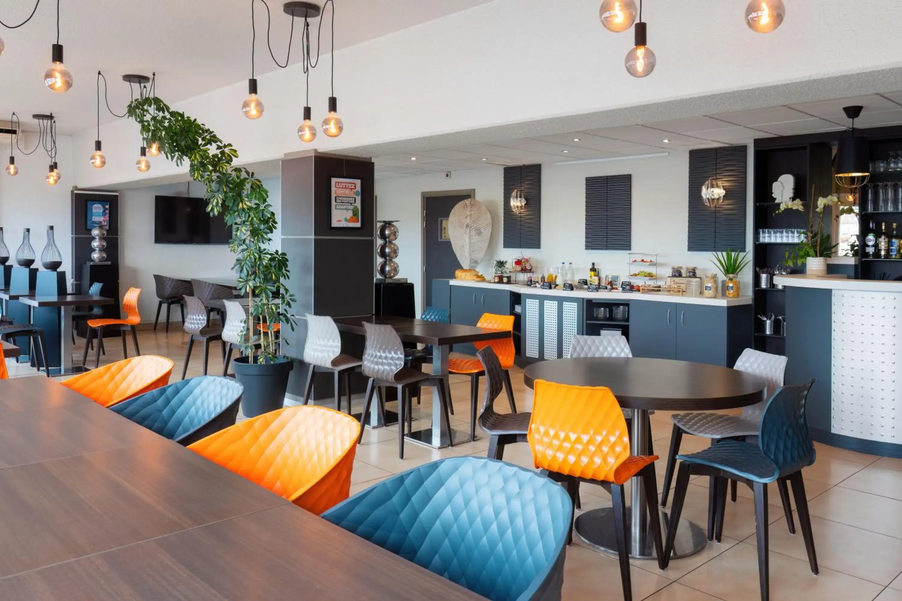 Breakfast in Kyriad Belfort Centre Gare Breakfast in Kyriad Belfort Centre Gare