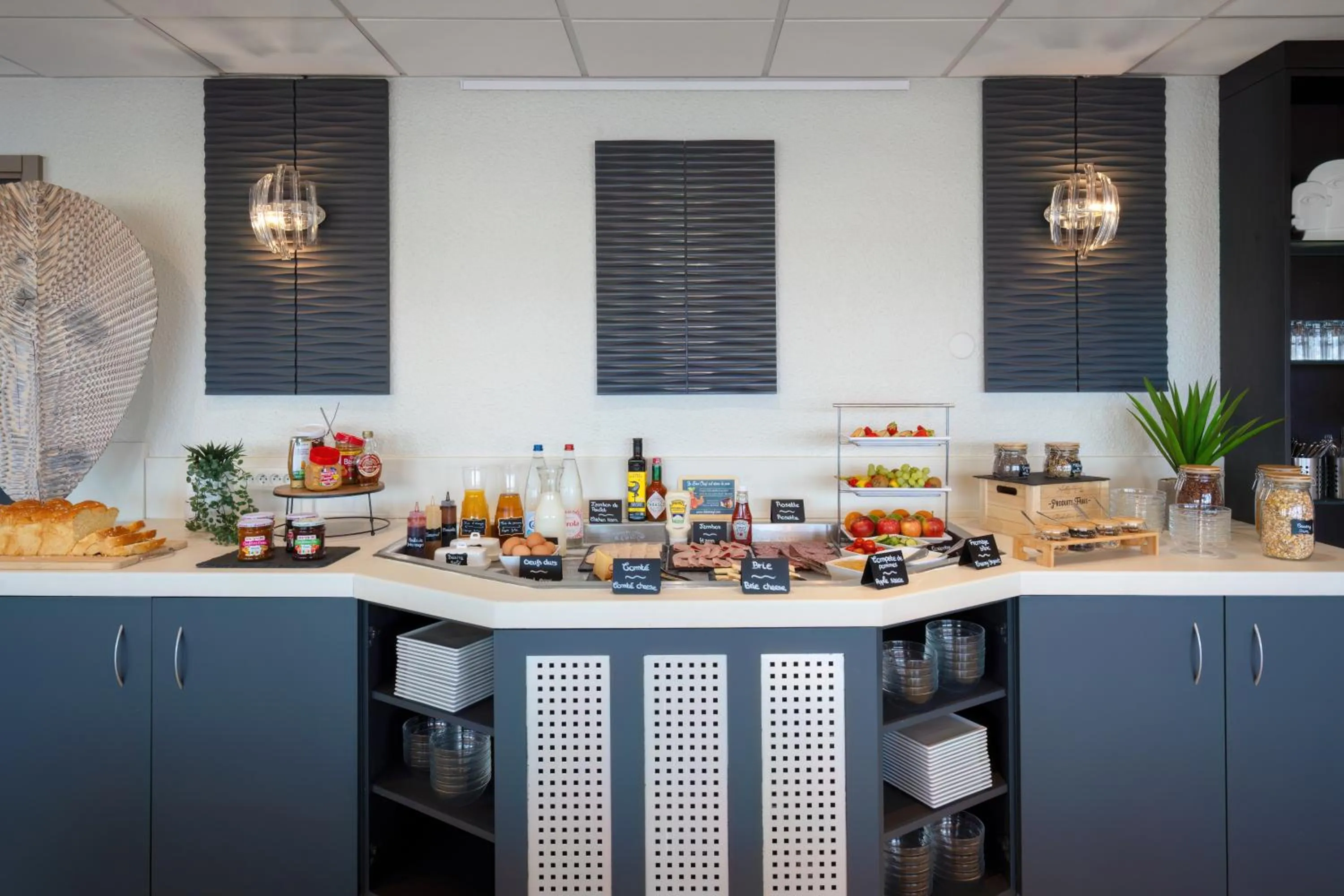 Breakfast in Kyriad Belfort Centre Gare