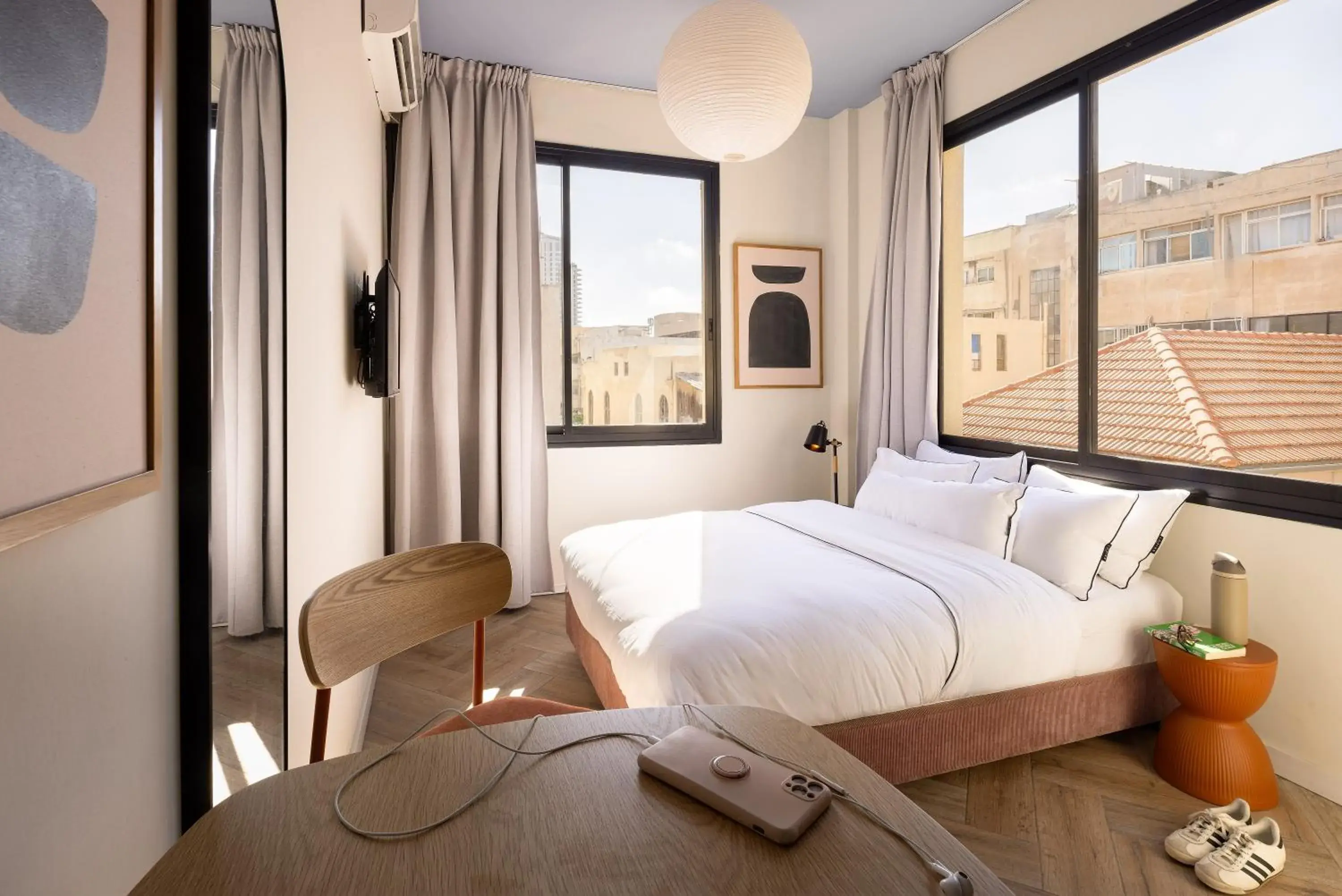 Standard Studio in Monochrome - by Loginn Tel-Avivian hotels Standard Studio in Monochrome - by Loginn Tel-Avivian hotels