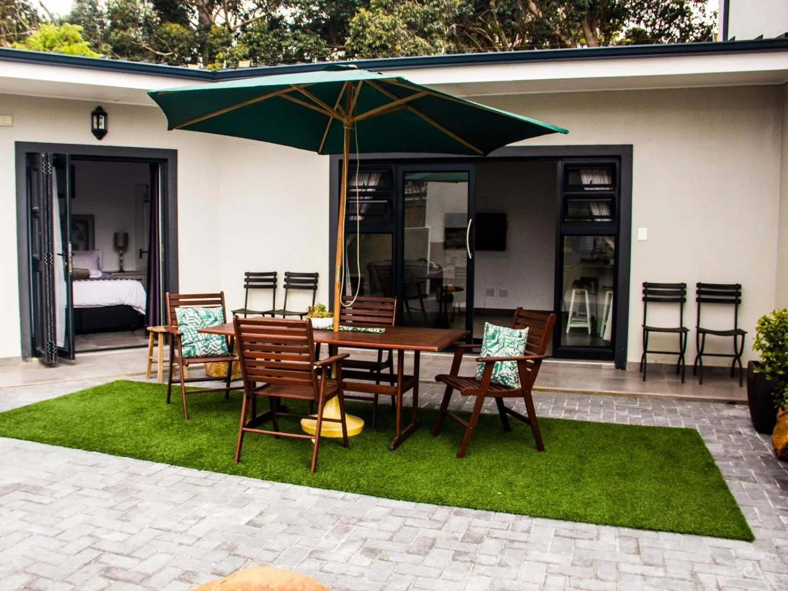 Patio in The Noble Lodge