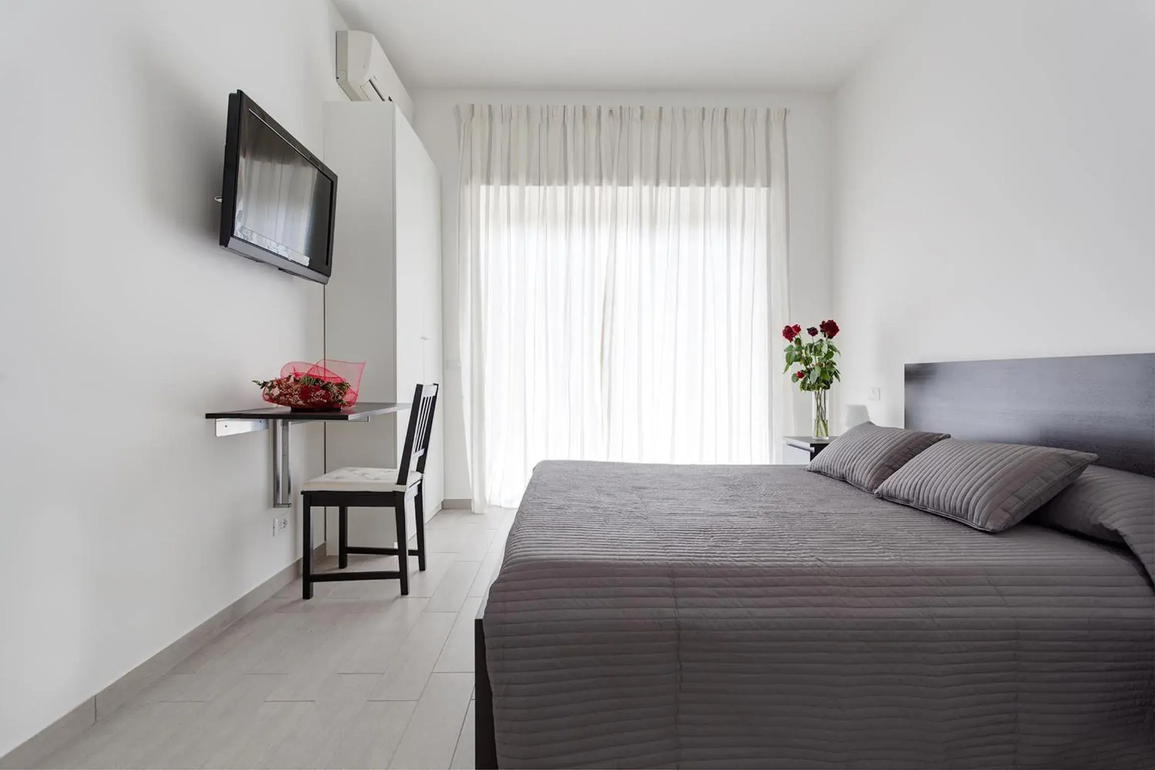 Double or Twin Room - single occupancy in Elements Guest House Roma Double or Twin Room - single occupancy in Elements Guest House Roma