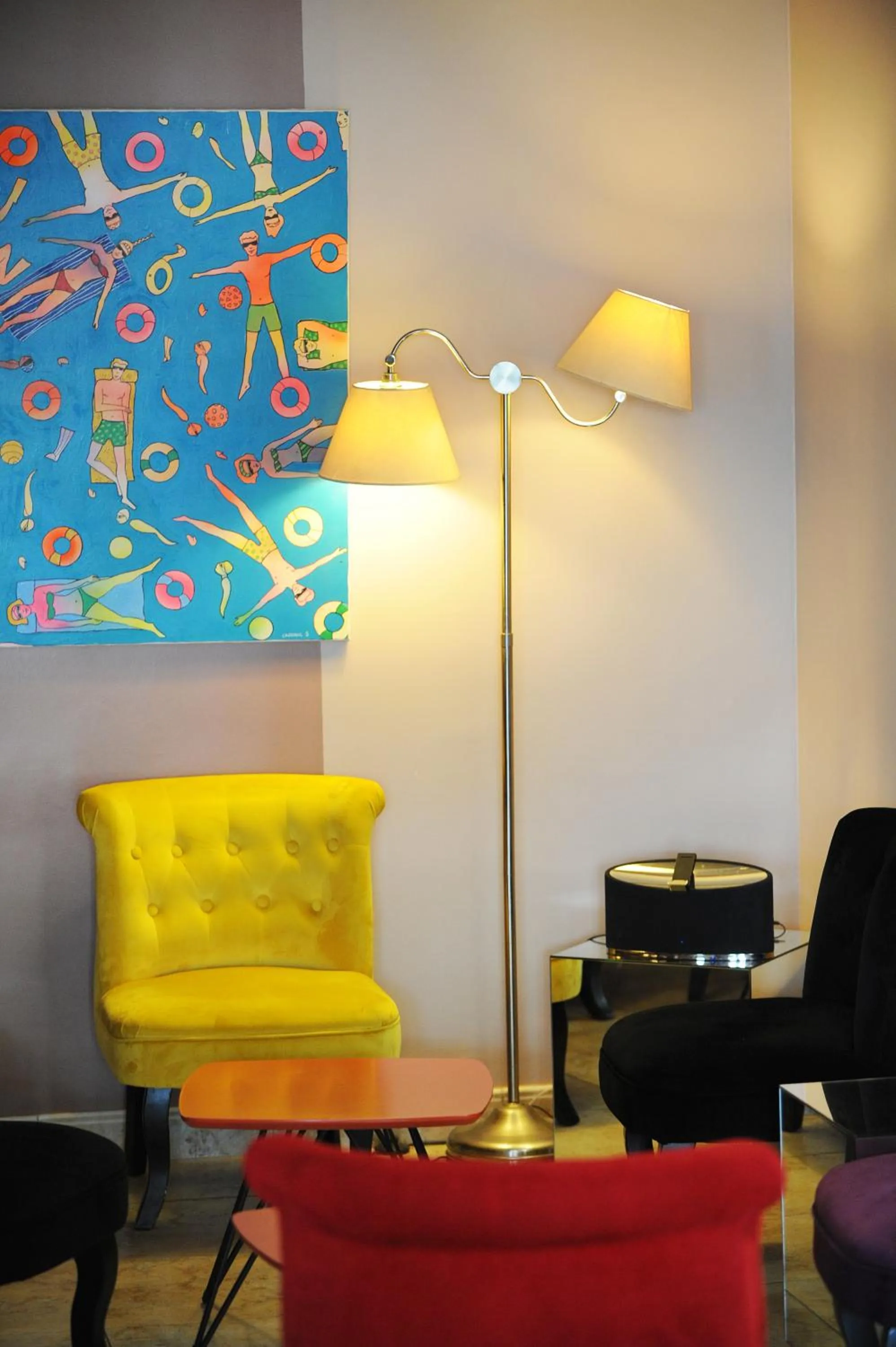 Living room in Amerique Hotel Palavas - Piscine - Plage