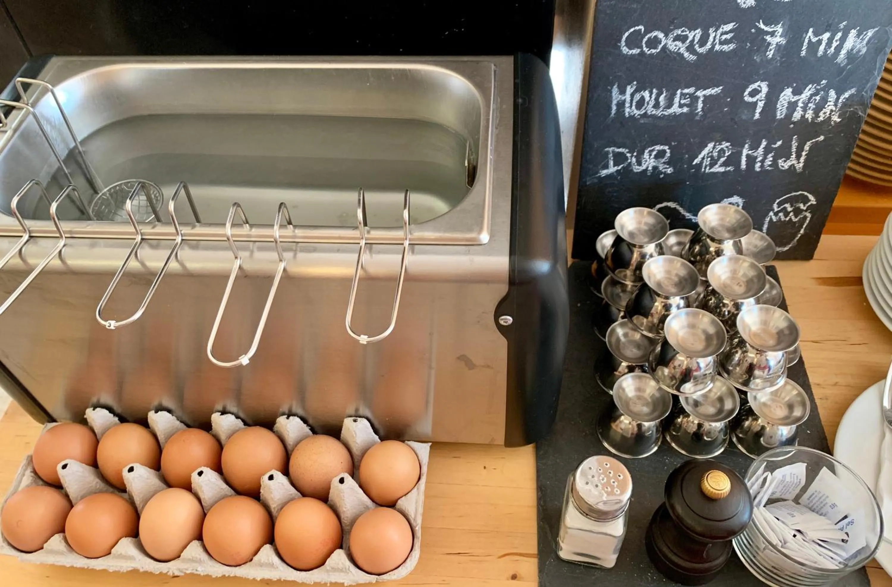 Food and drinks in Amerique Hotel Palavas - Piscine - Plage