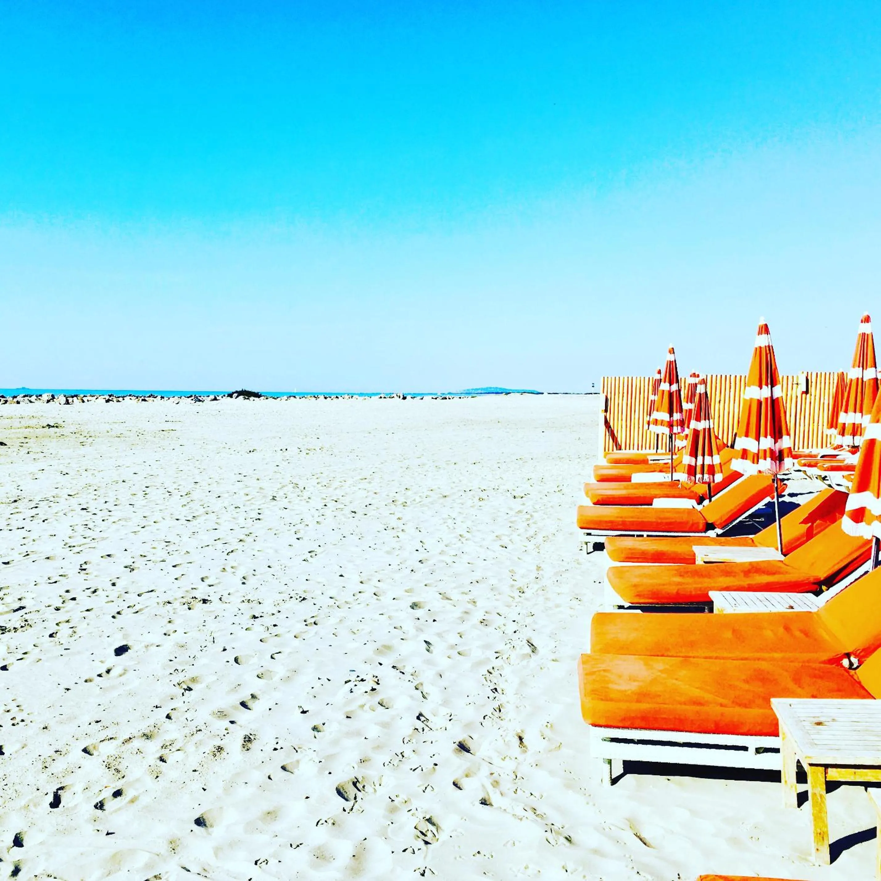 Natural landscape in Amerique Hotel Palavas - Piscine - Plage