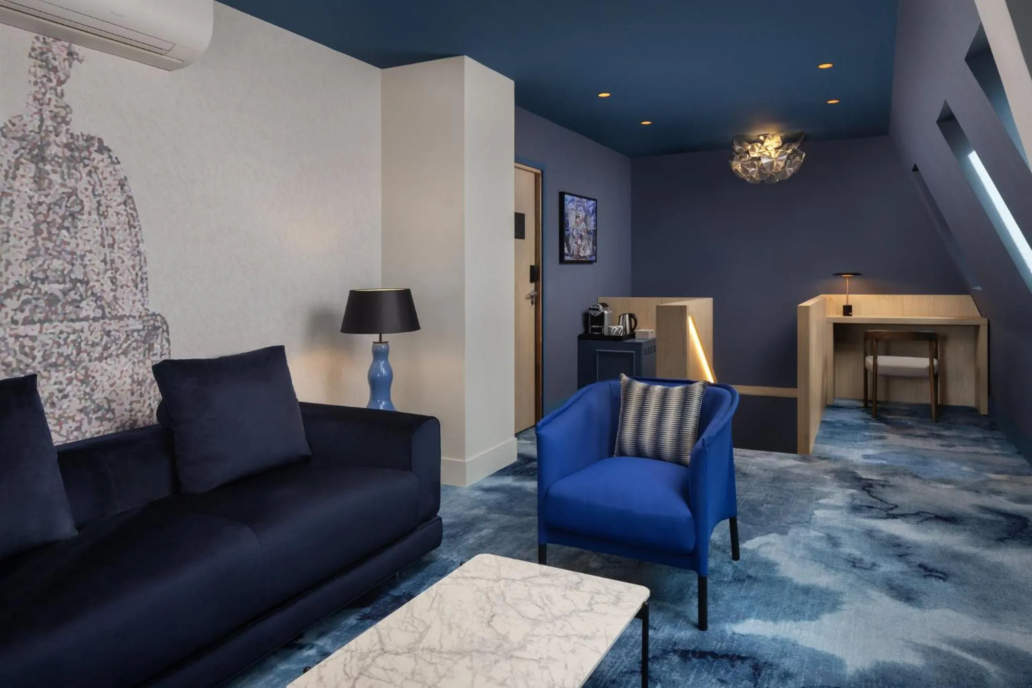 Photo of the whole room in Crowne Plaza Paris - Republique by IHG