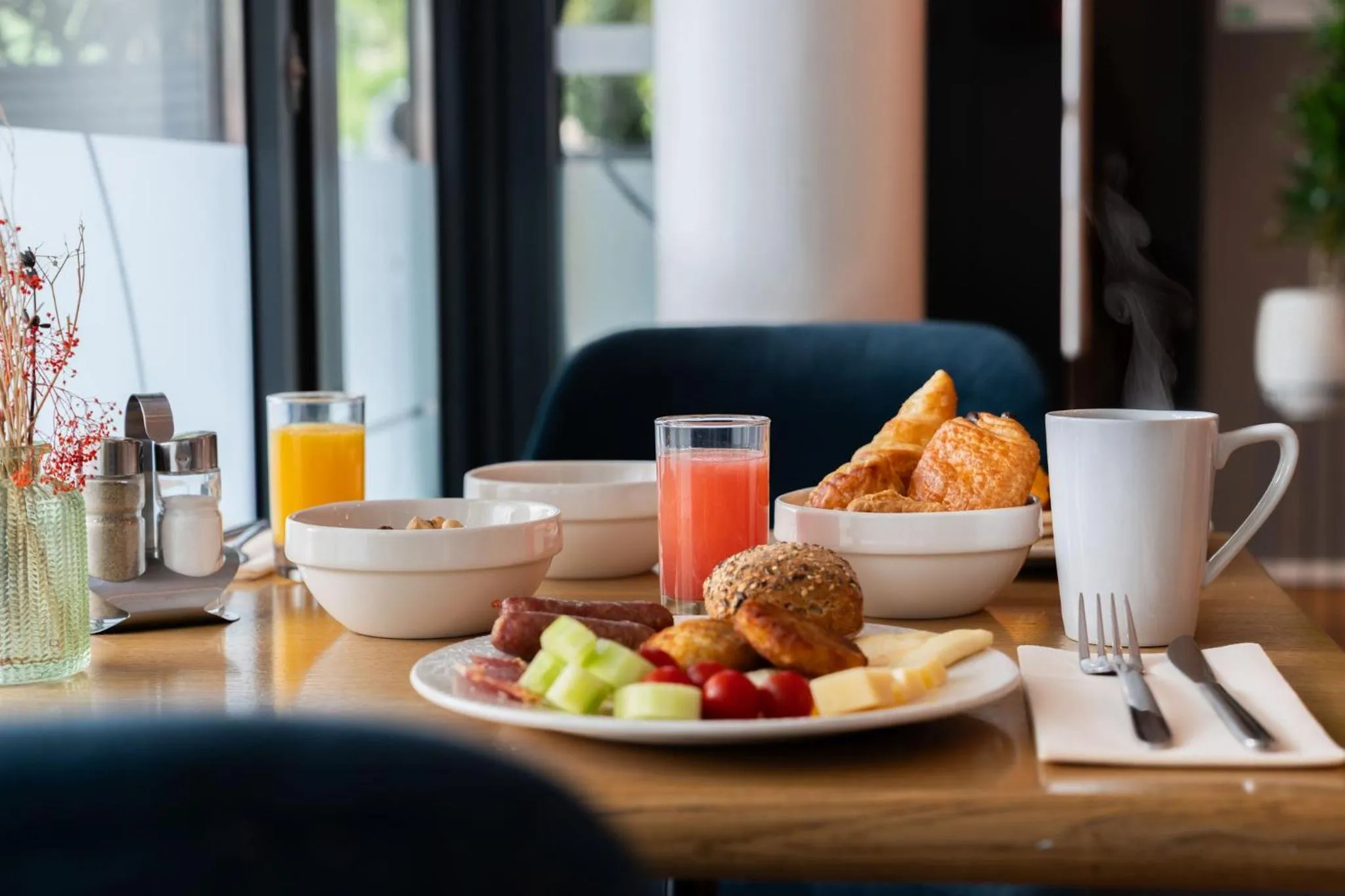 Breakfast in Crowne Plaza Paris - Republique by IHG