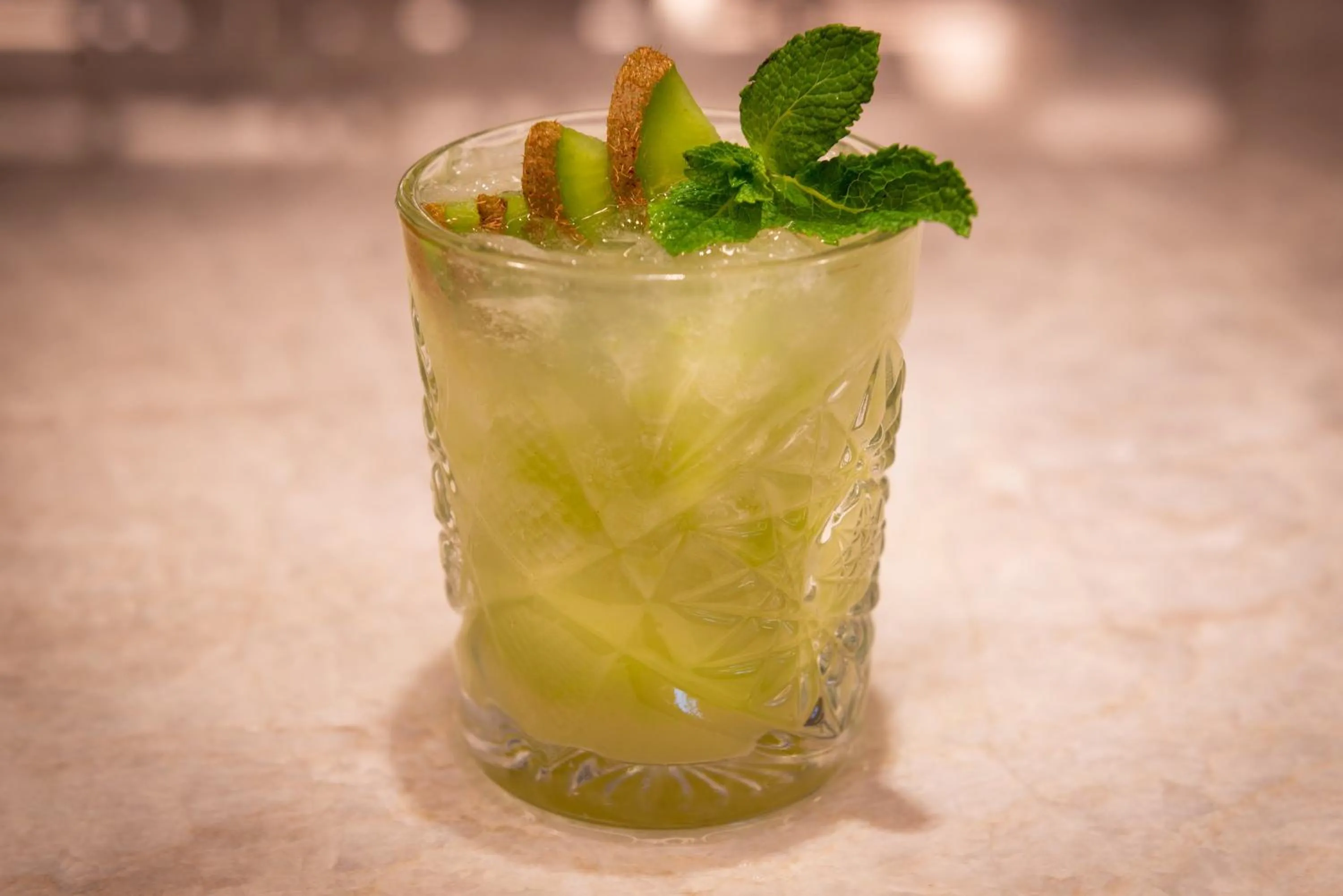 Restaurant/places to eat in Crowne Plaza Paris - Republique by IHG