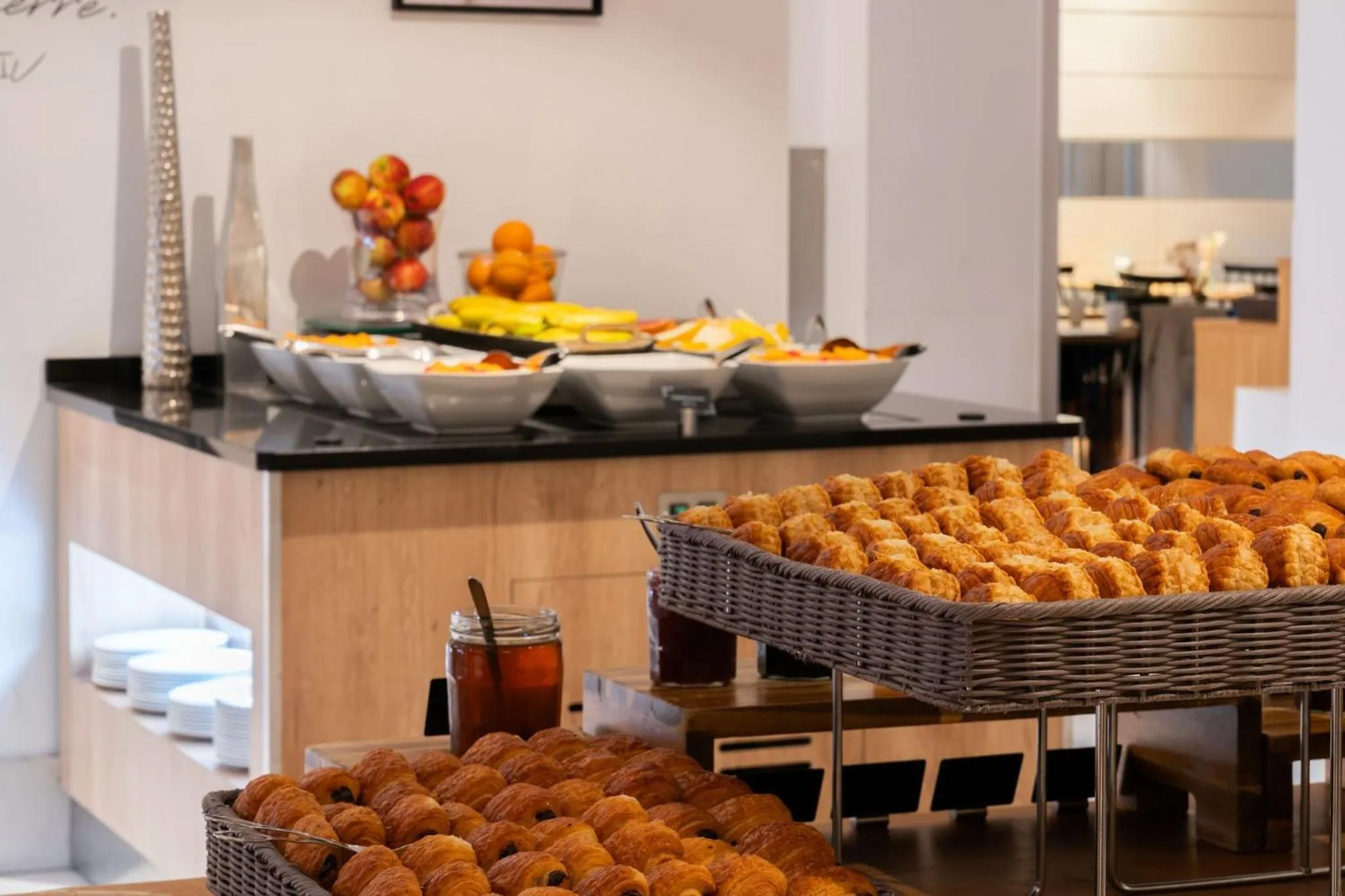 Breakfast in Crowne Plaza Paris - Republique by IHG