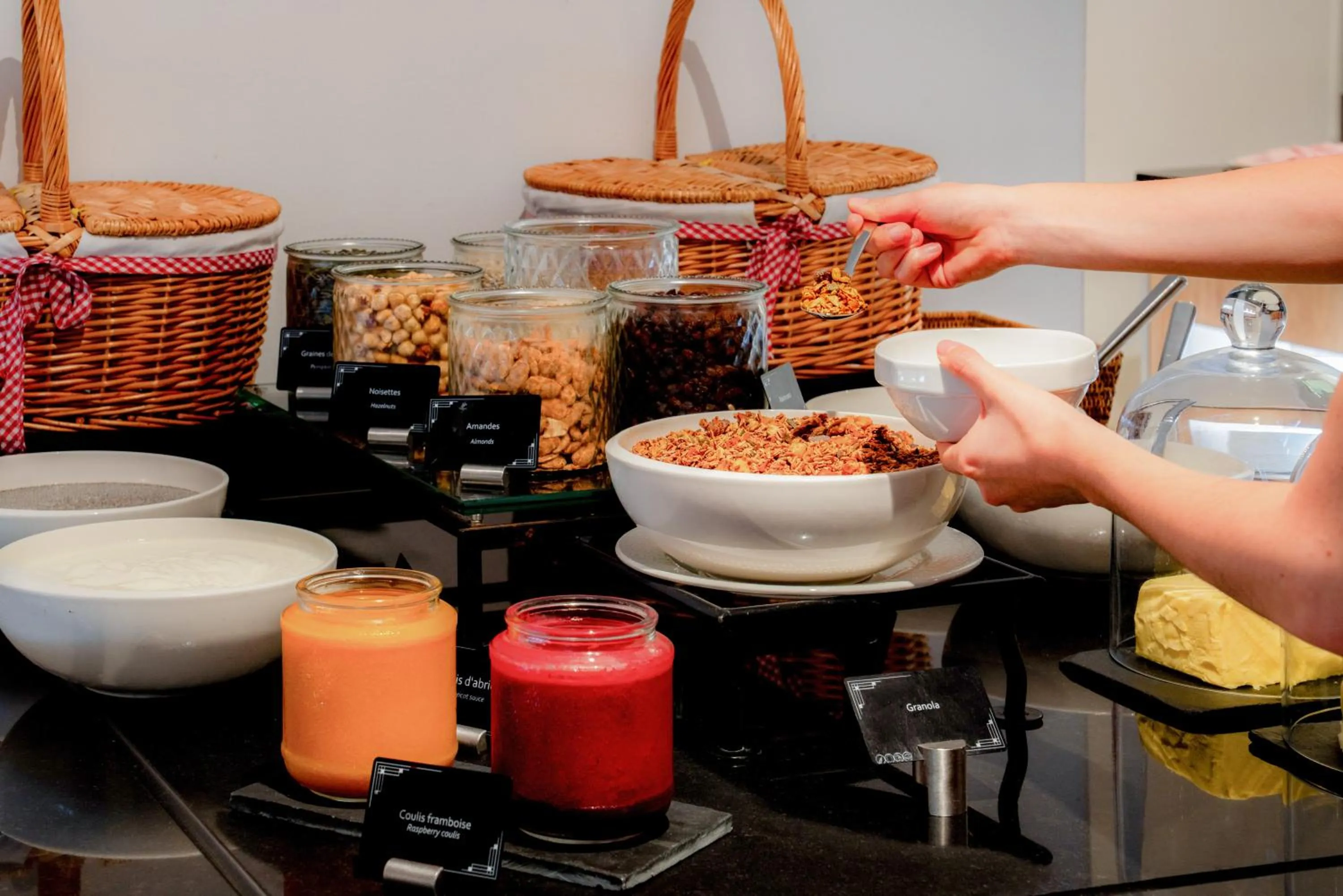 Restaurant/places to eat in Crowne Plaza Paris - Republique by IHG