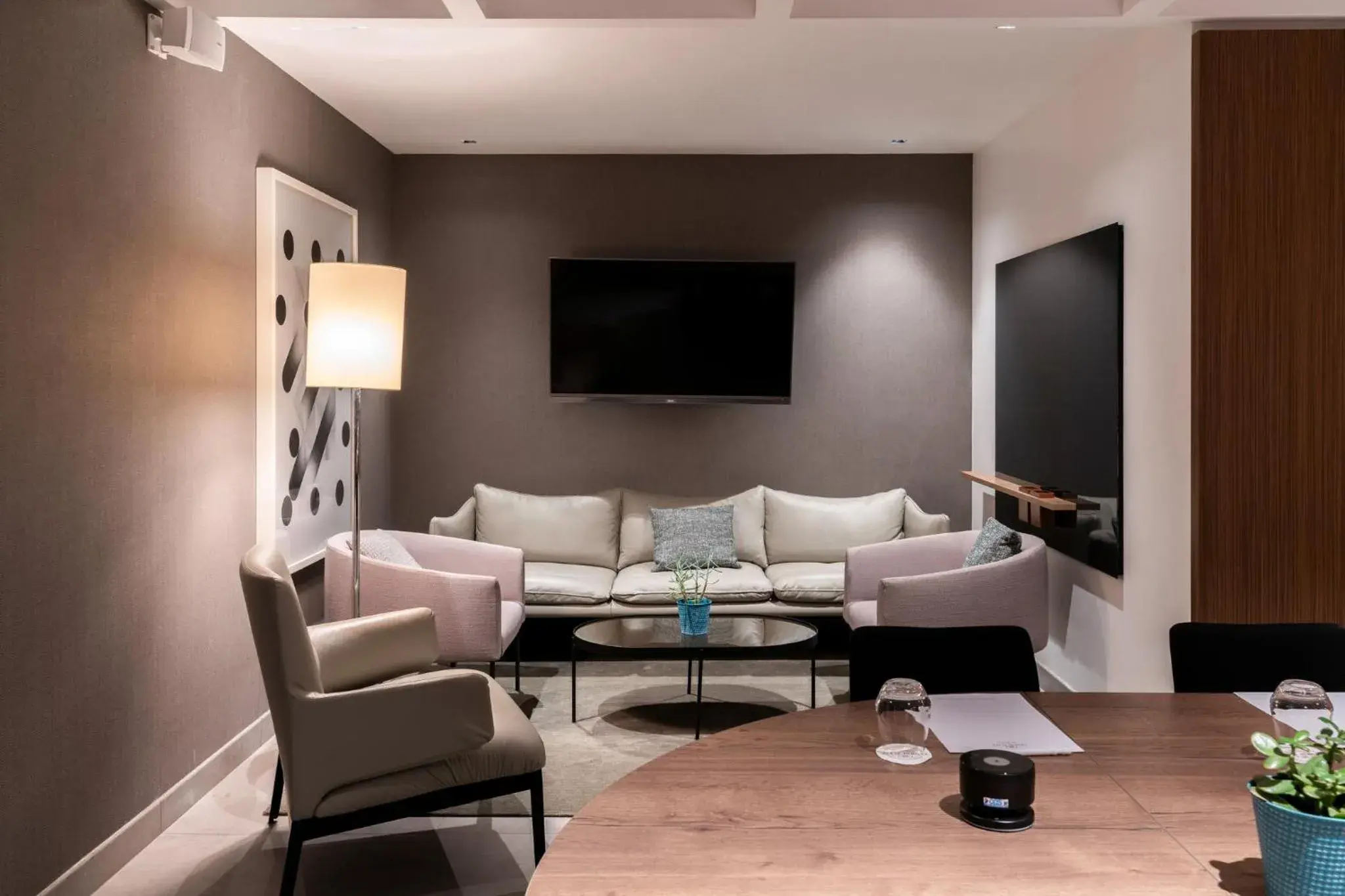 Spa and wellness centre/facilities in Crowne Plaza Paris - Republique by IHG Spa and wellness centre/facilities in Crowne Plaza Paris - Republique by IHG