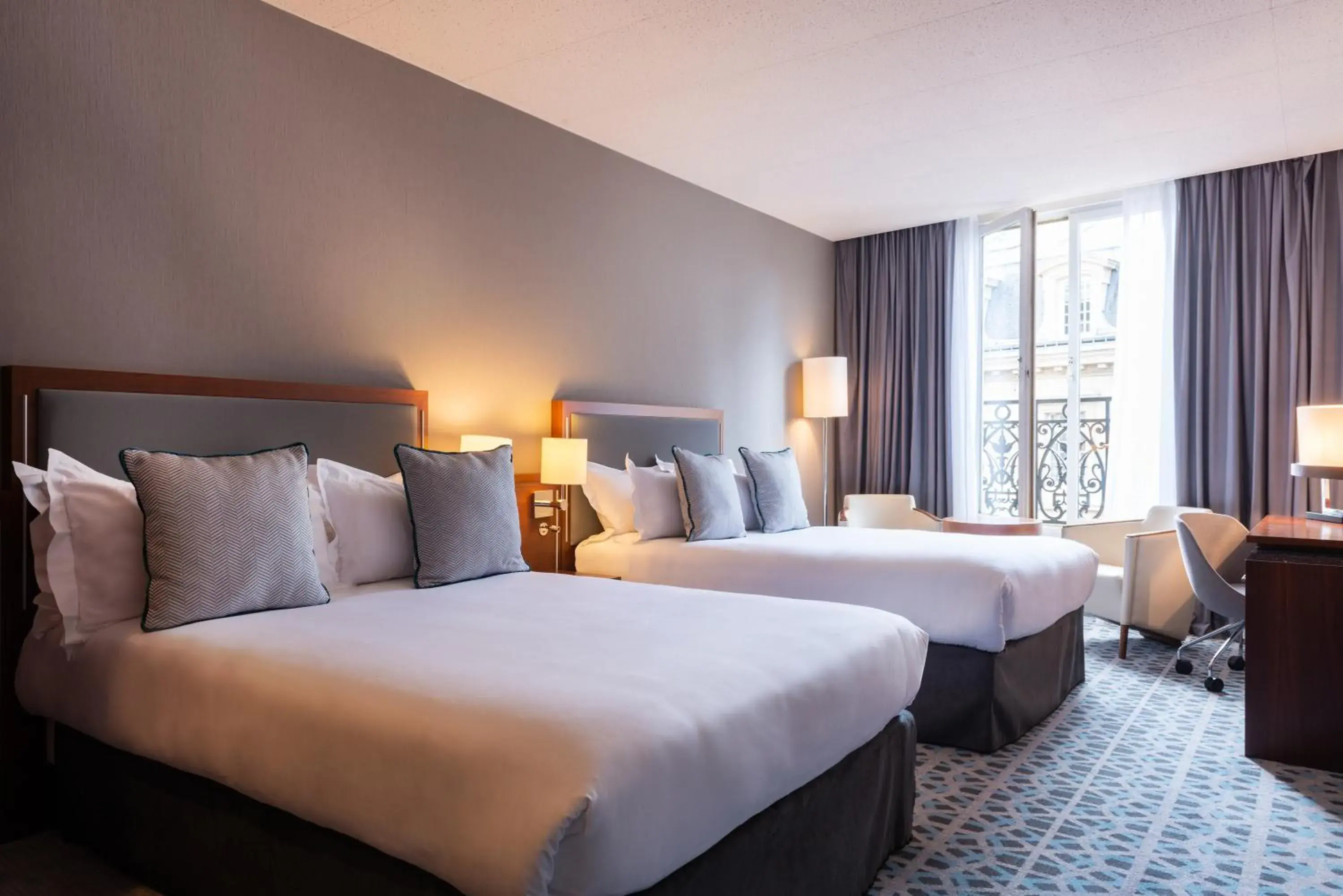 Bed in Crowne Plaza Paris - Republique by IHG Bed in Crowne Plaza Paris - Republique by IHG