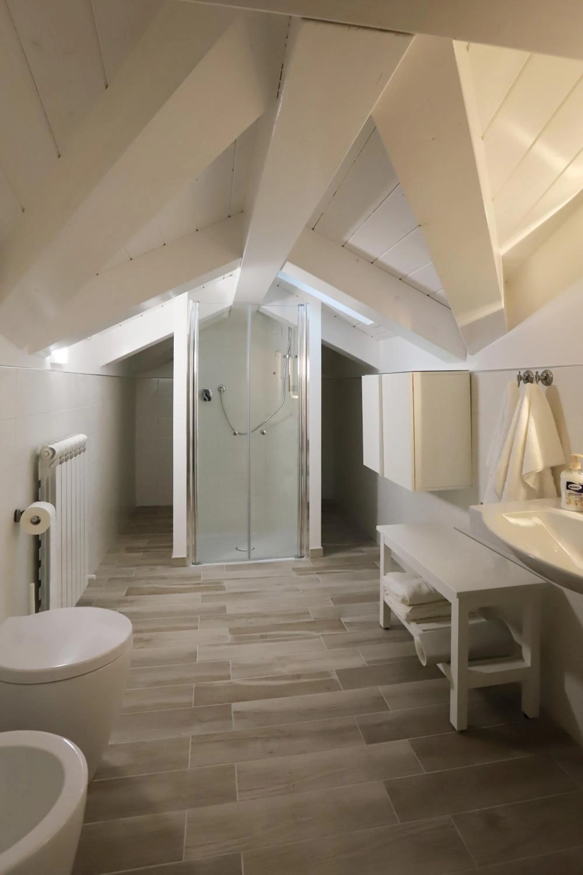 Bathroom in Orchidea Rooms & Suites