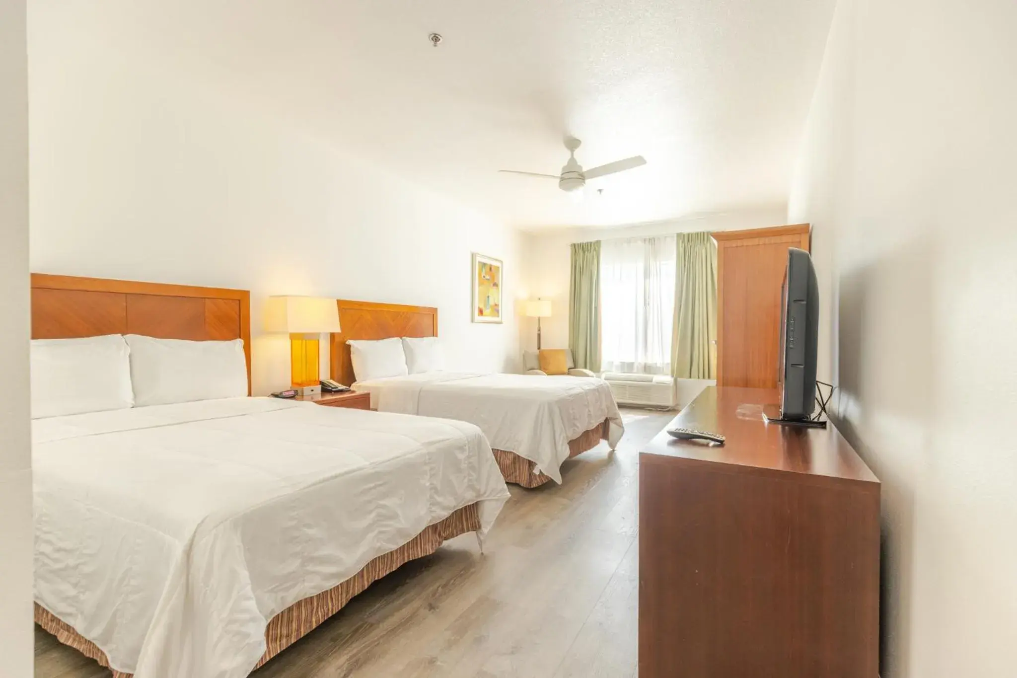 Bed in Brawley Inn Bed in Brawley Inn