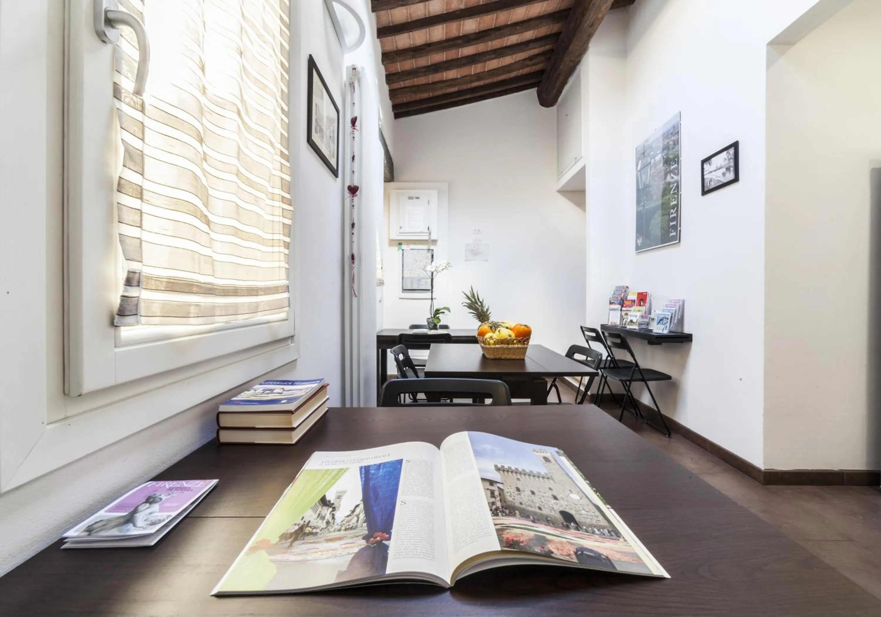 Communal lounge/ TV room in Le Ghiacciaie