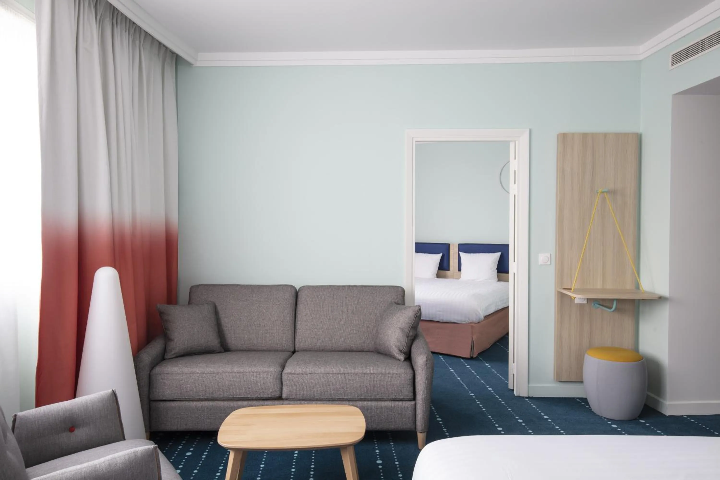 Bedroom, Bed in Grand Magic Hotel Marne La Vallée