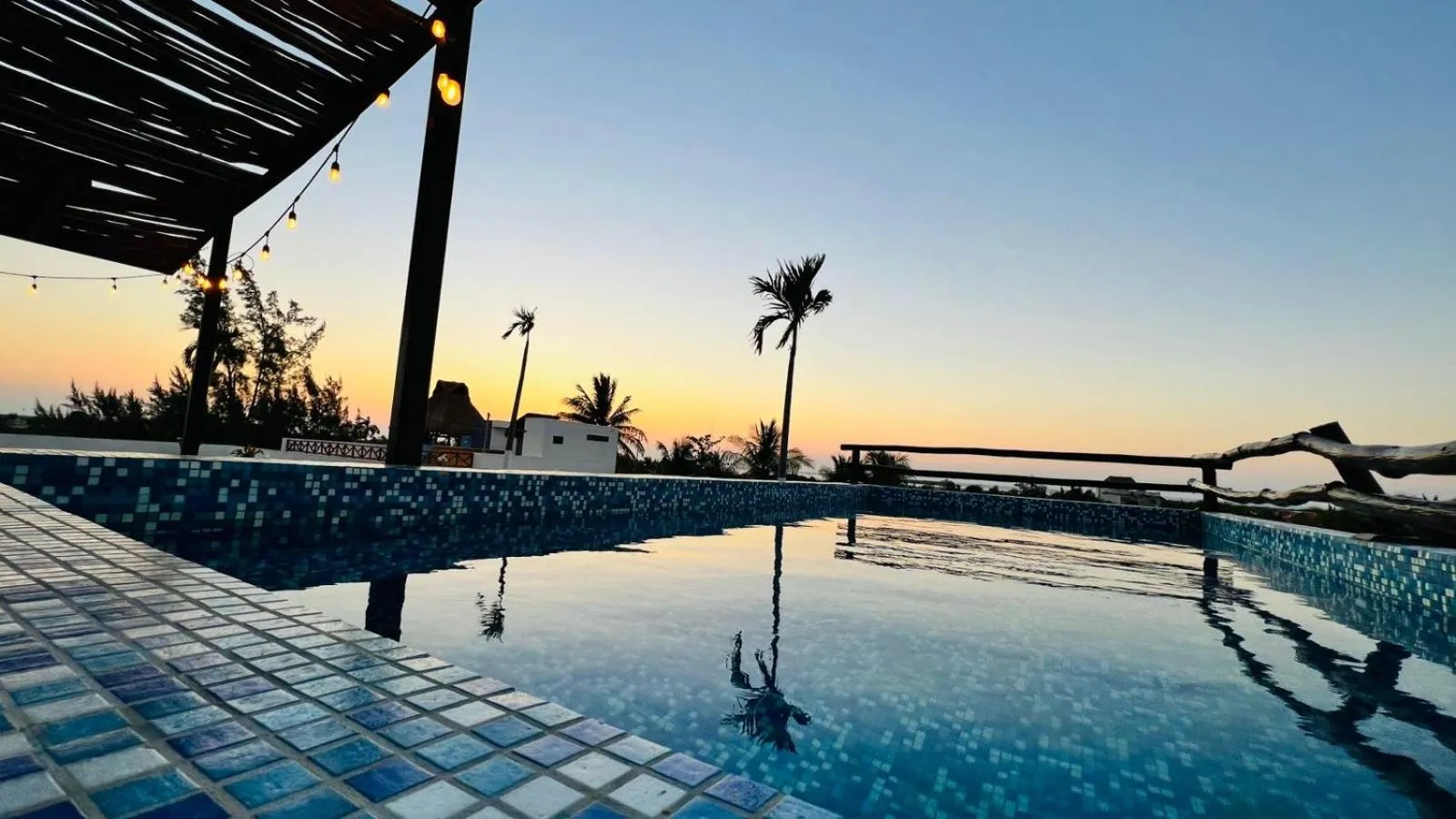 Swimming pool in Hotel MAYARI Holbox