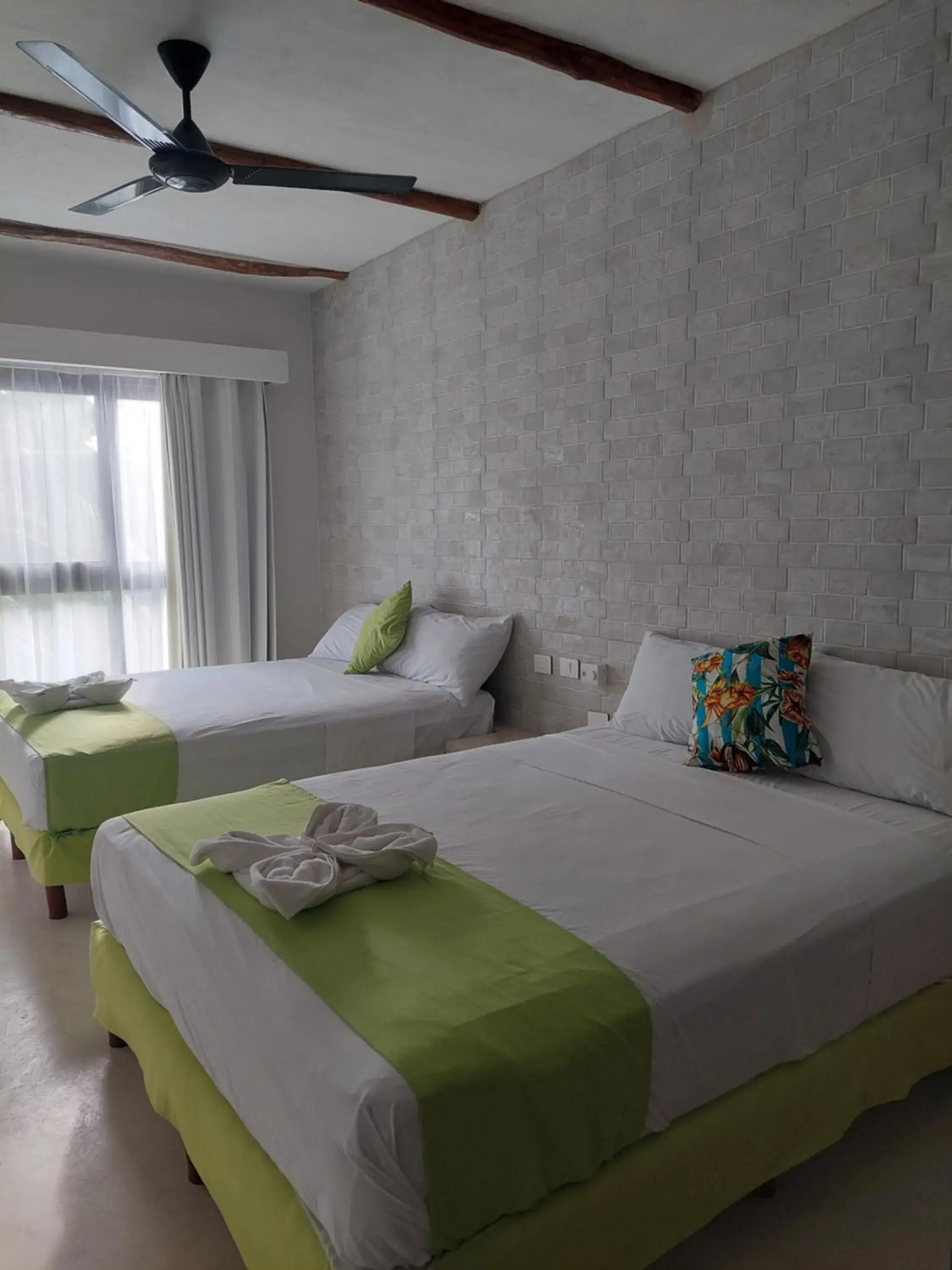 Twin Room with Balcony in Hotel MAYARI Holbox Twin Room with Balcony in Hotel MAYARI Holbox