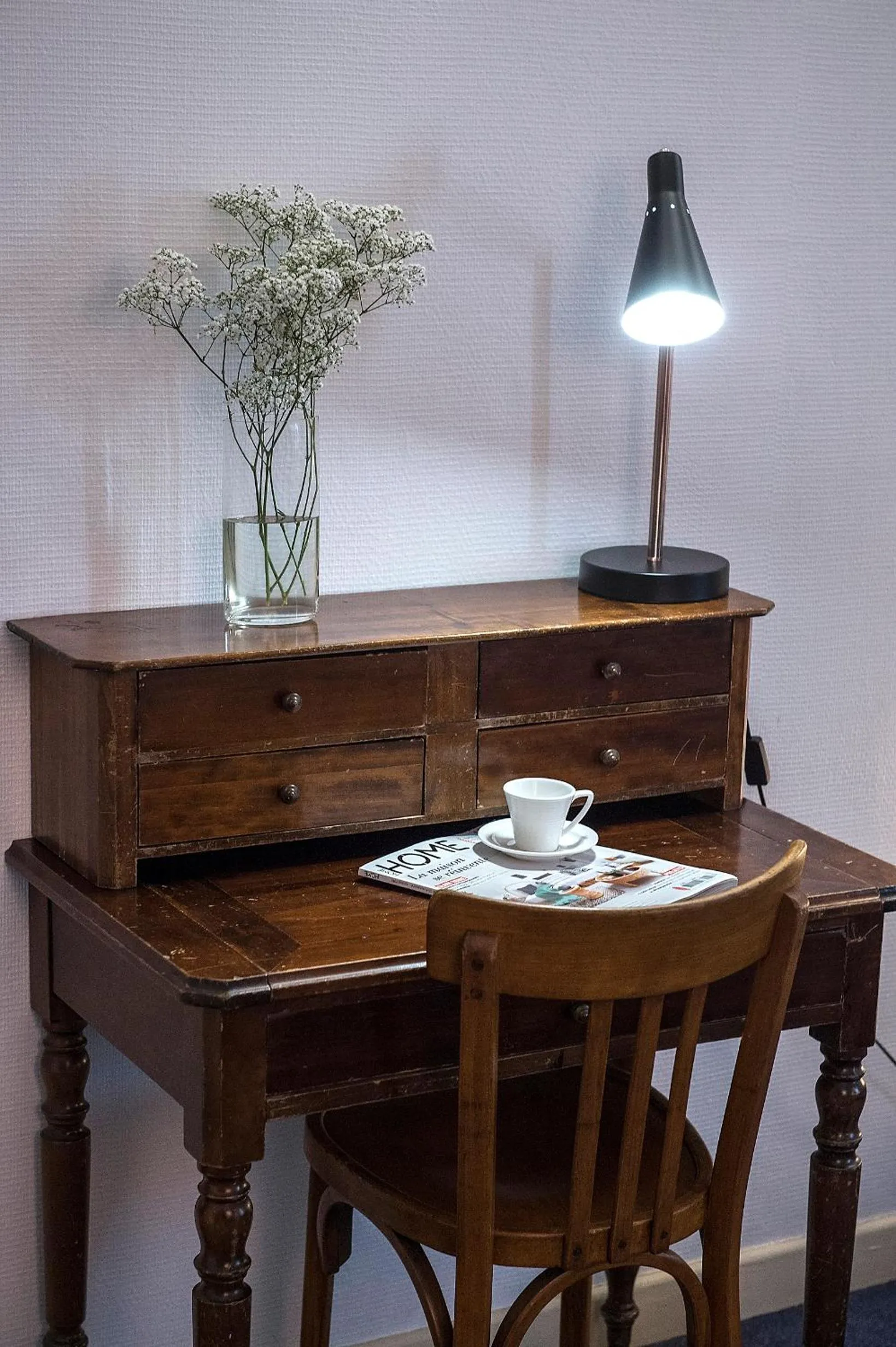 Bedroom in Hôtel Le Cassini