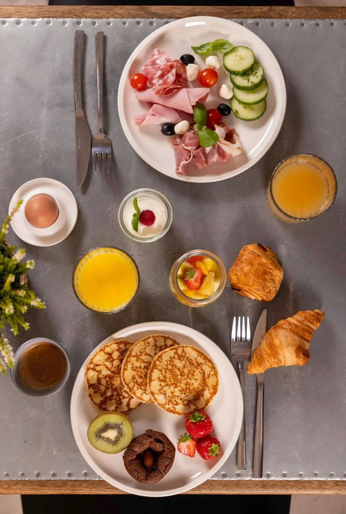 Breakfast in Hôtel Maxim Quartier Latin