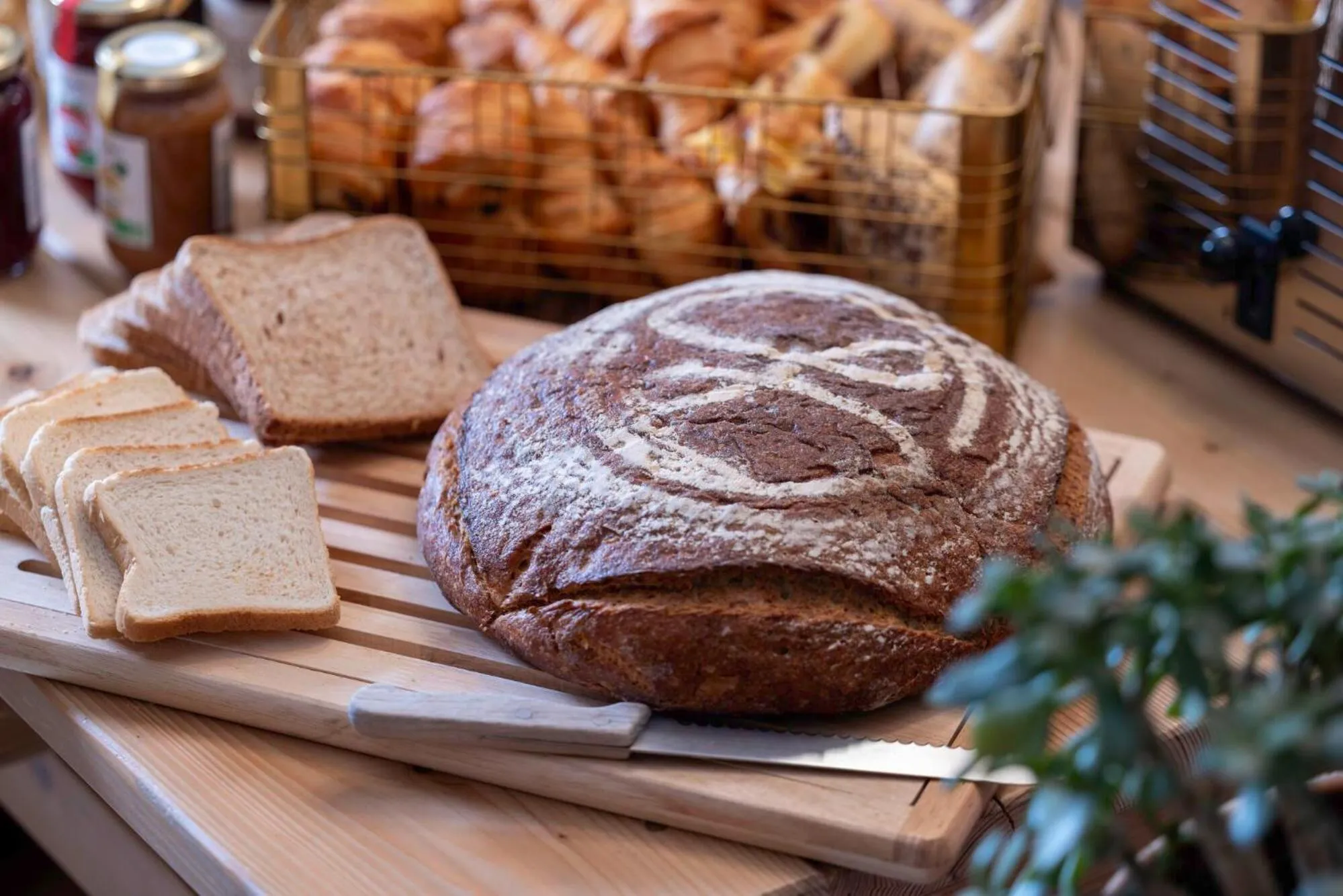 Breakfast in Hôtel Maxim Quartier Latin