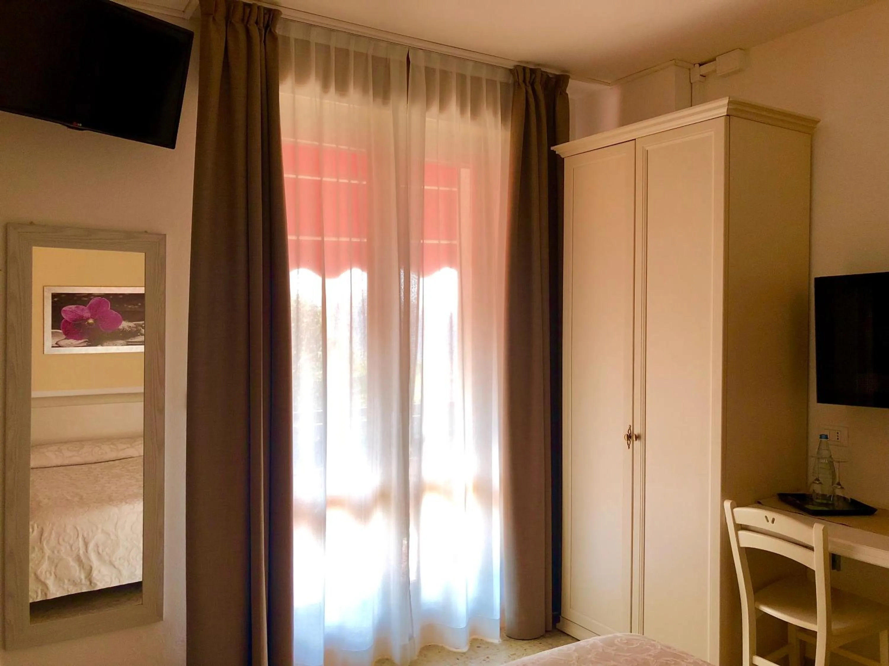 Bed in Villa Emma Malcesine