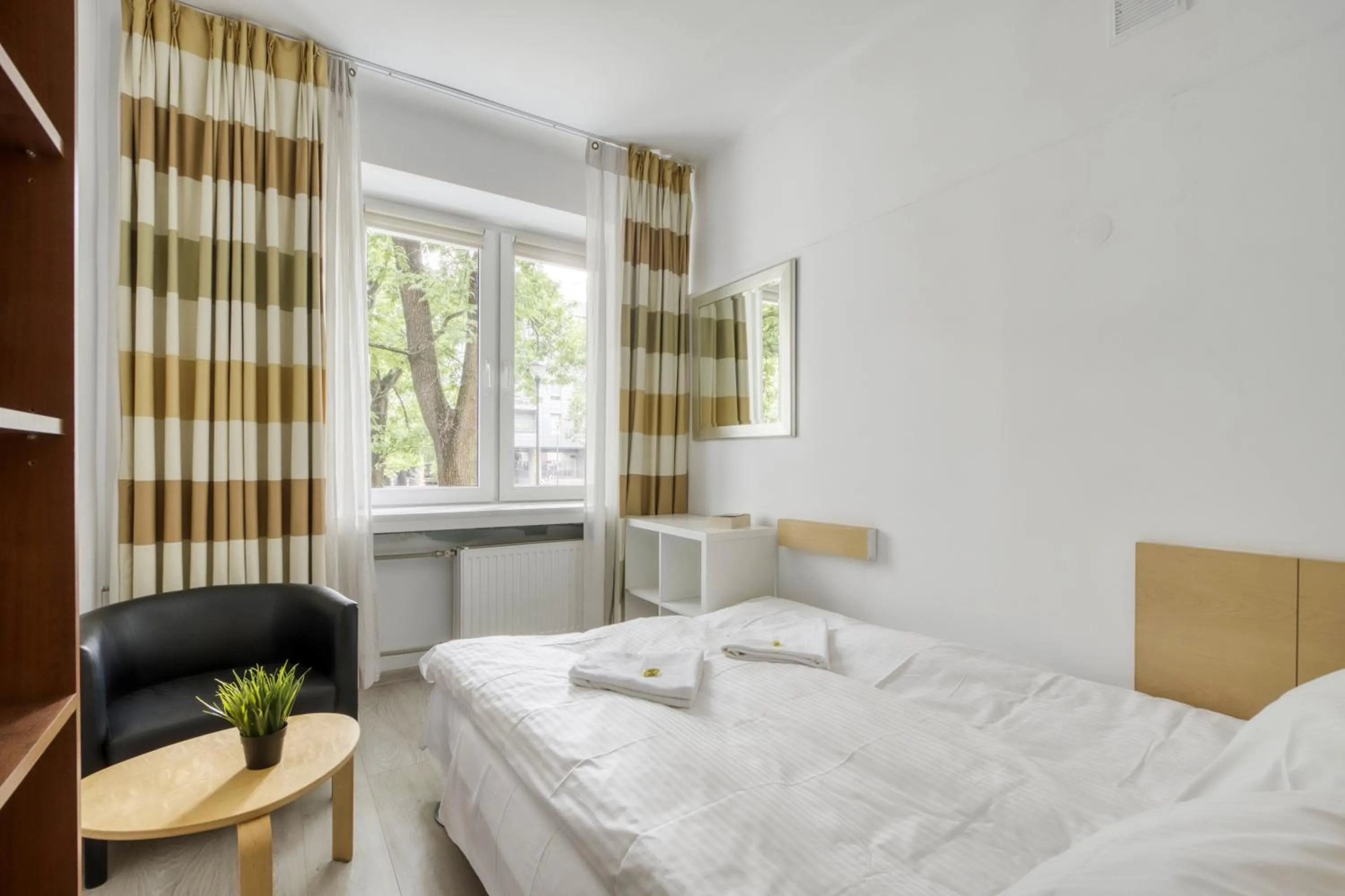 Bedroom in 404 Rooms Obrzezna Mokotow