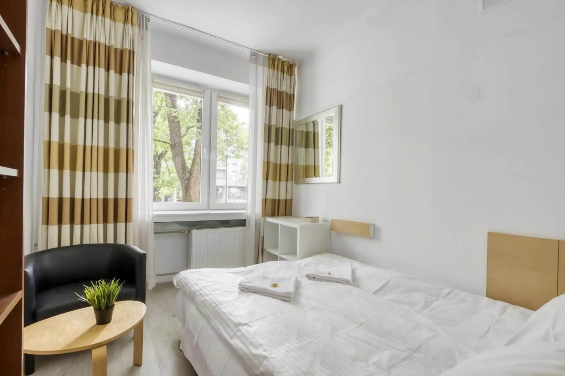 Bed in 404 Rooms Obrzezna Mokotow