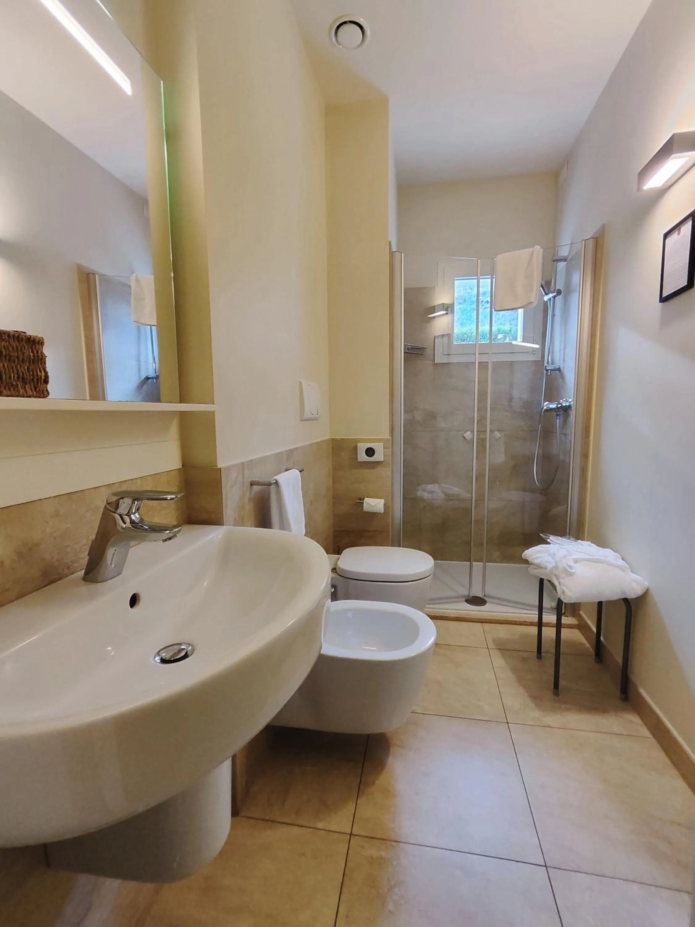 Bathroom in Villa del Poggio Prosecco Bike Hotel