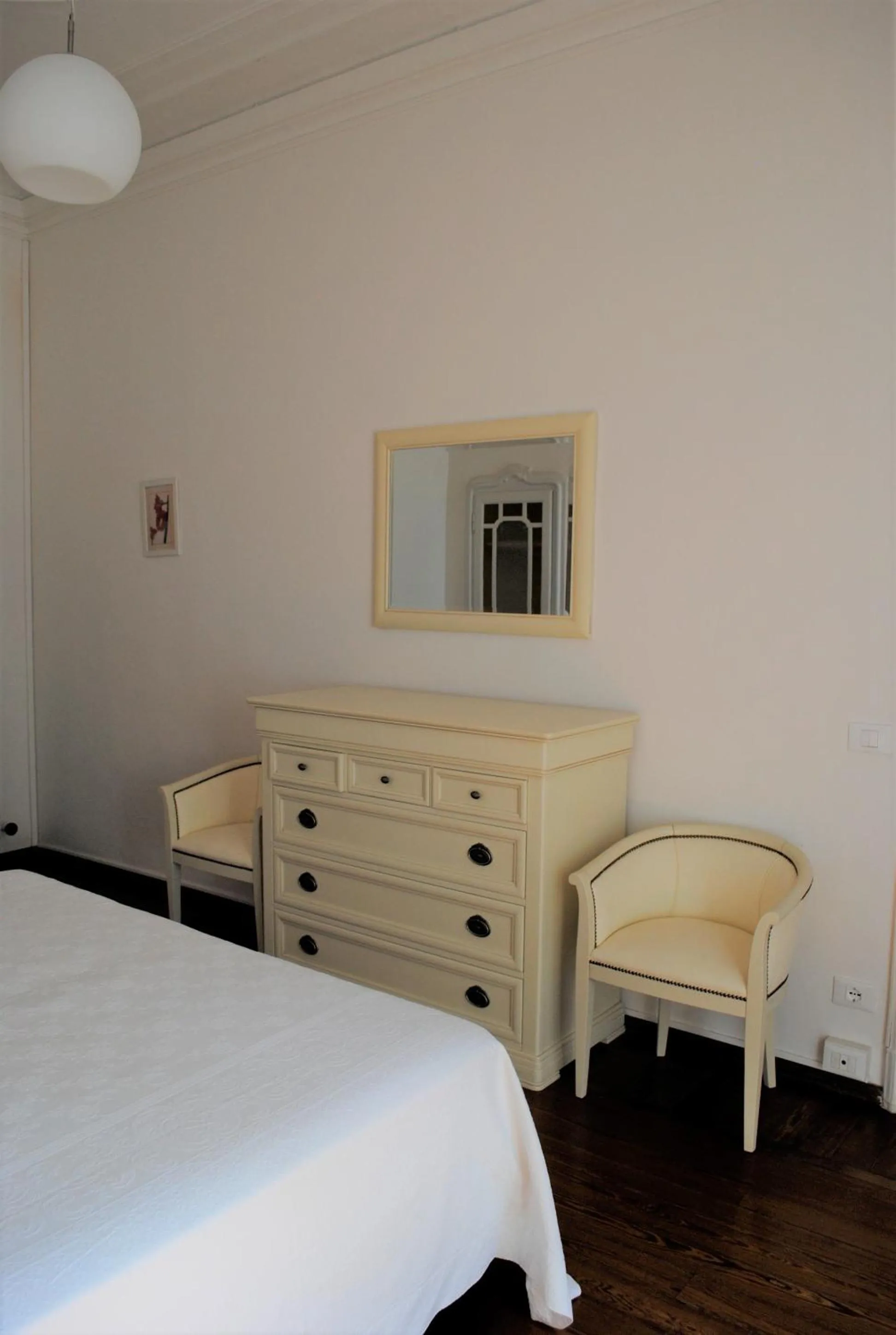 Bedroom, Bed in Suite Villa Lillia