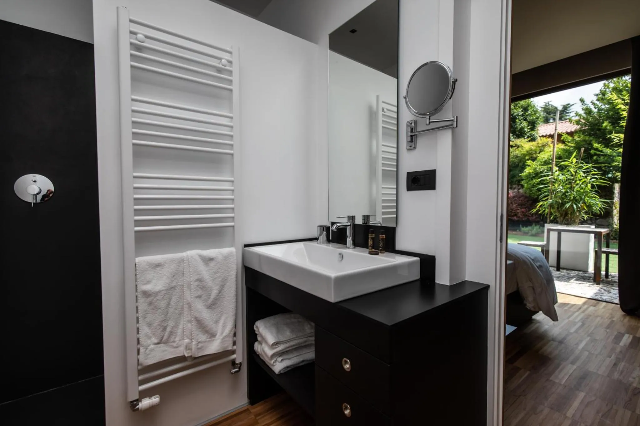 Double Room with Garden View - single occupancy in La Locanda Del Grop