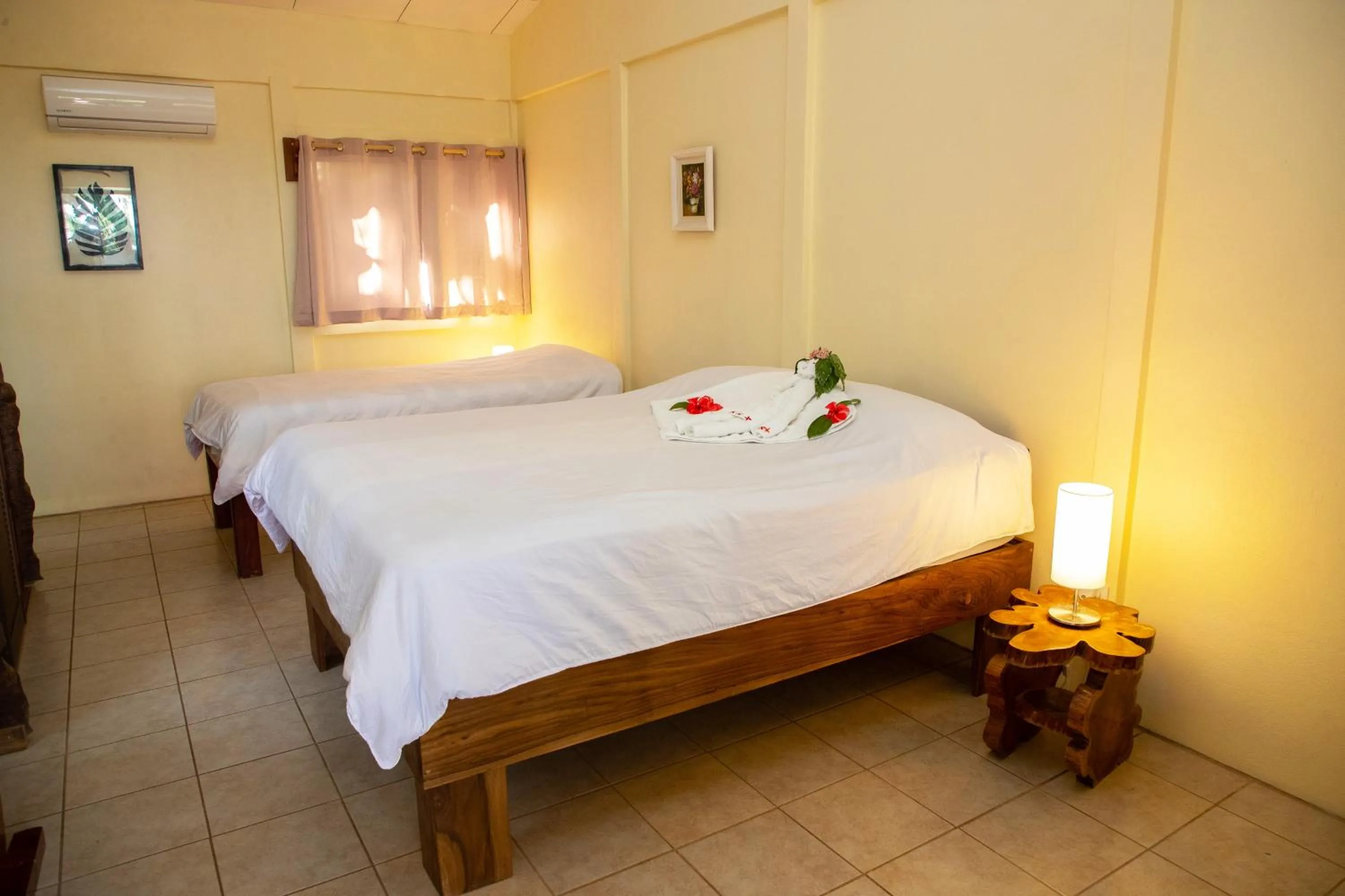 Bedroom, Bed in Jungle Lodge at Wild Sun Rescue Center