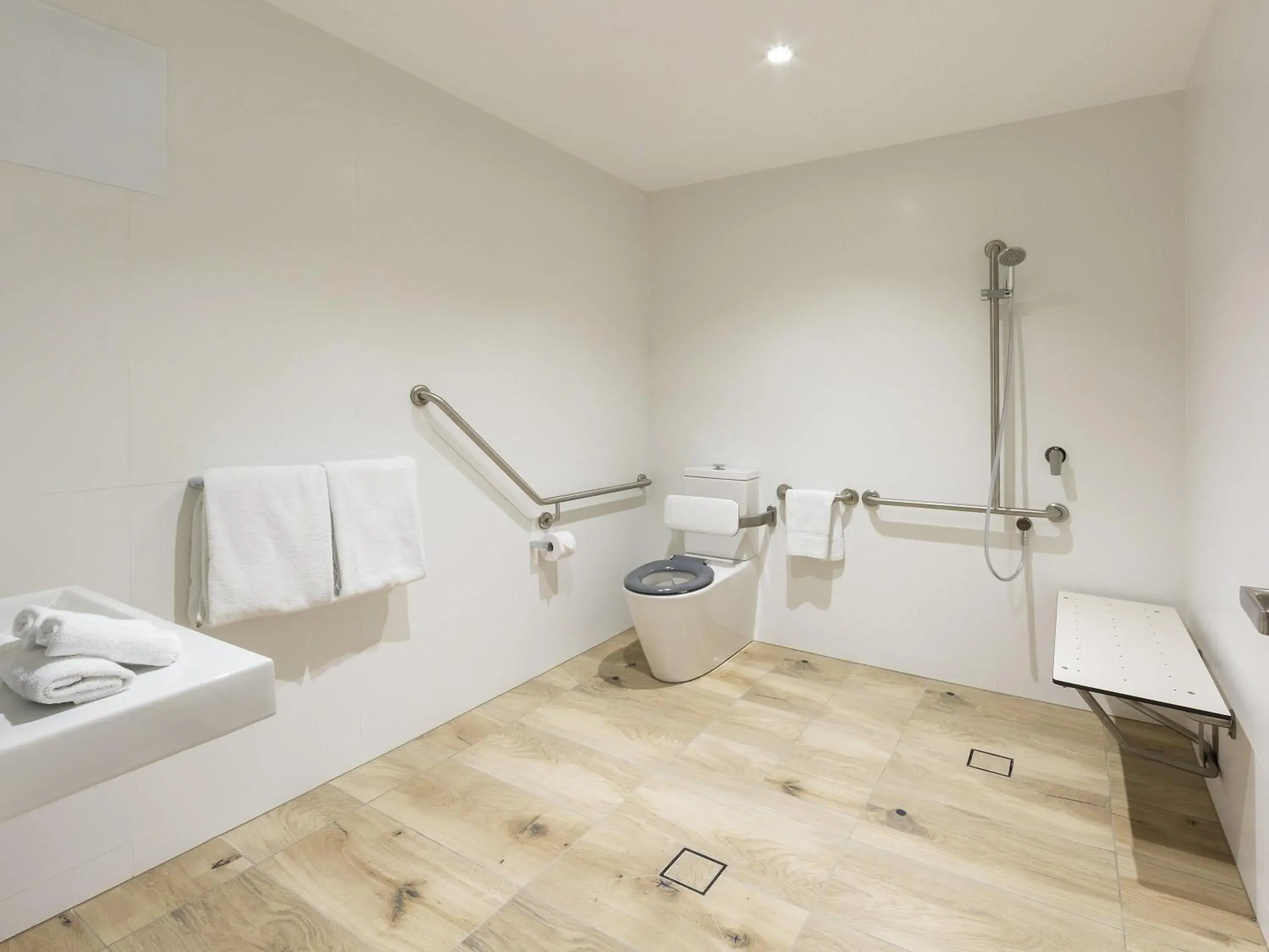 Bedroom in Mercure Canberra Belconnen Bedroom in Mercure Canberra Belconnen