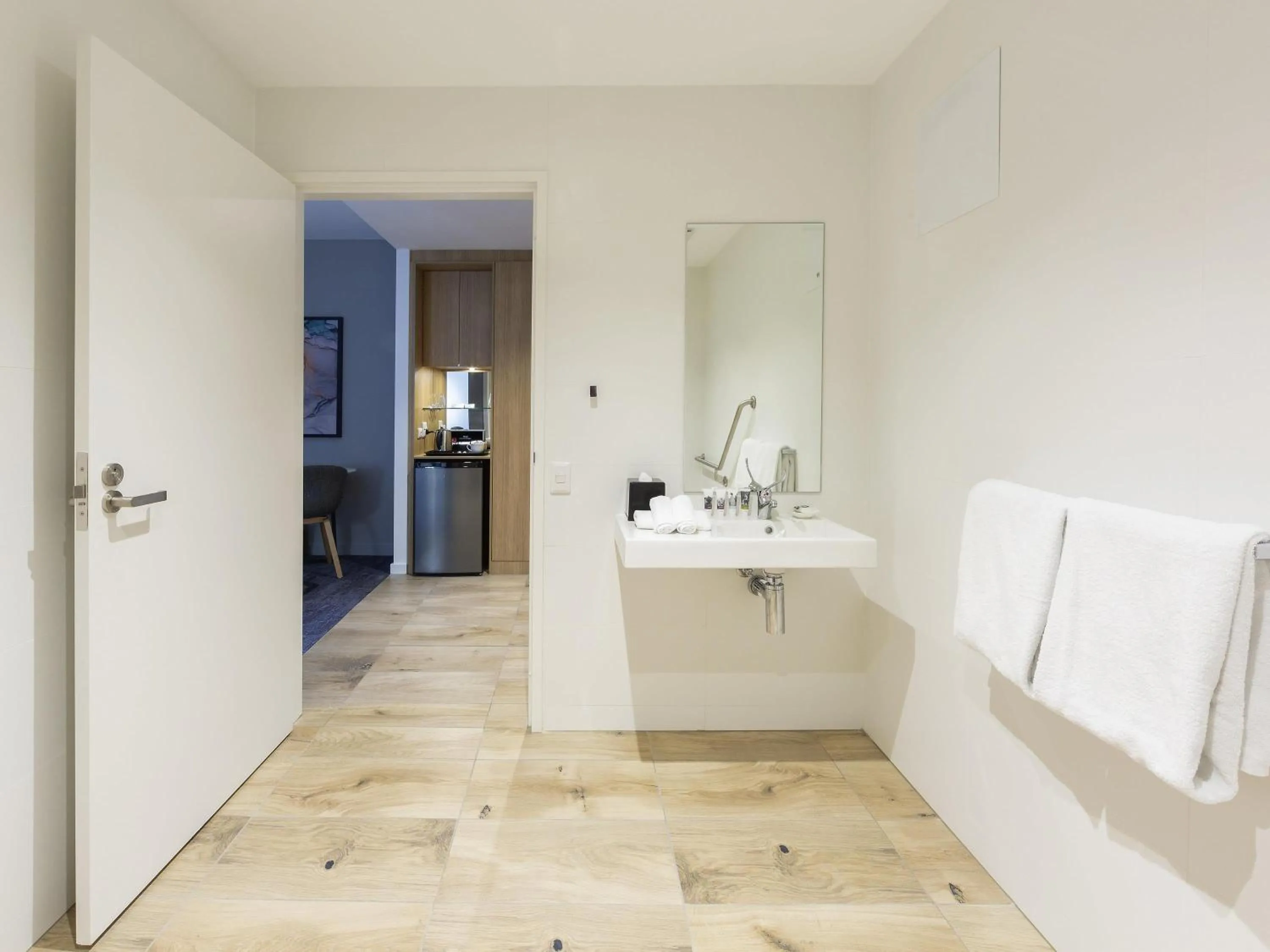 Bedroom in Mercure Canberra Belconnen