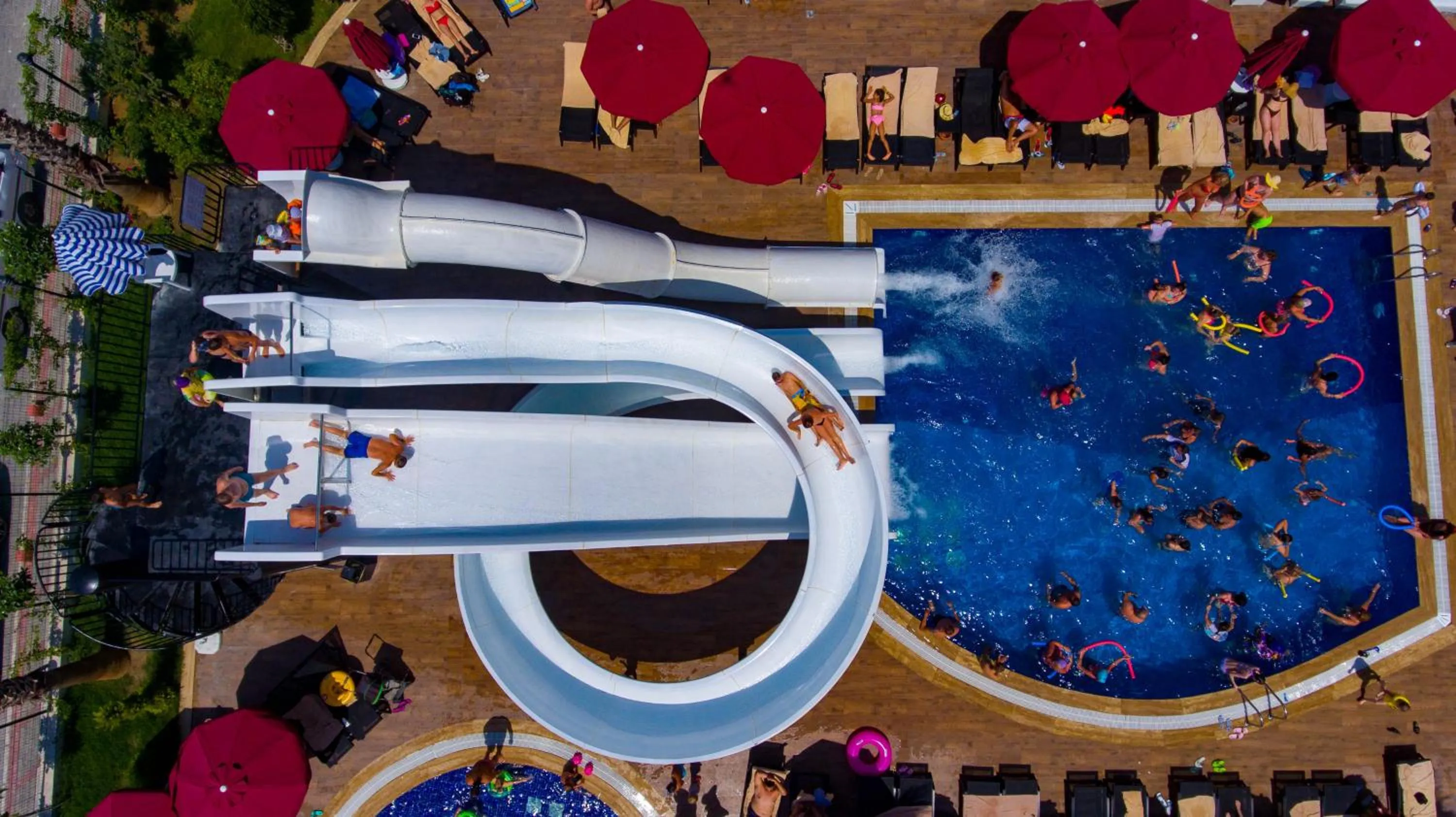 Pool view in Noxinn Deluxe Hotel - Ultra All Inclusive