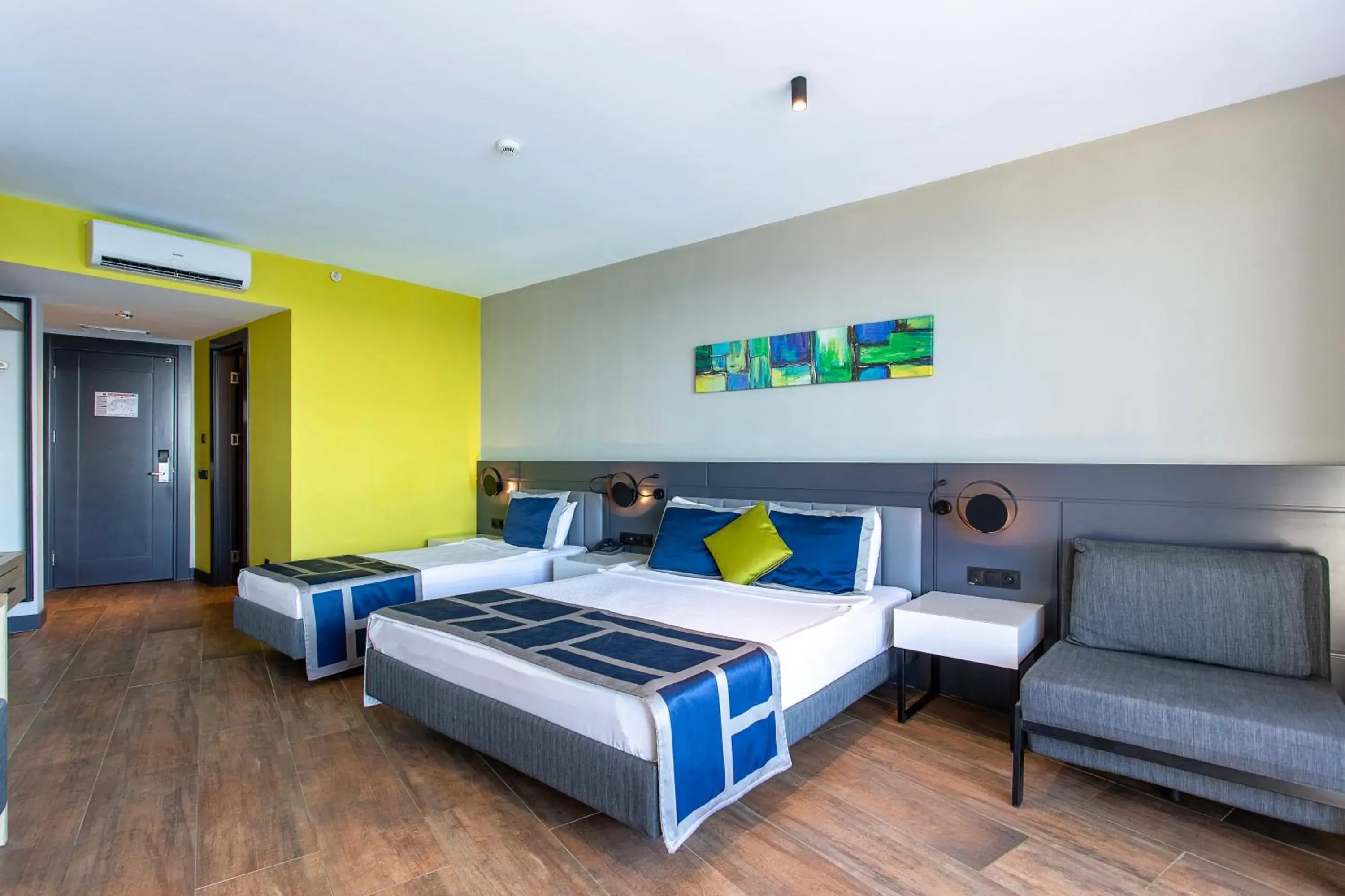 Family Room with Terrace in Noxinn Deluxe Hotel - Ultra All Inclusive Family Room with Terrace in Noxinn Deluxe Hotel - Ultra All Inclusive