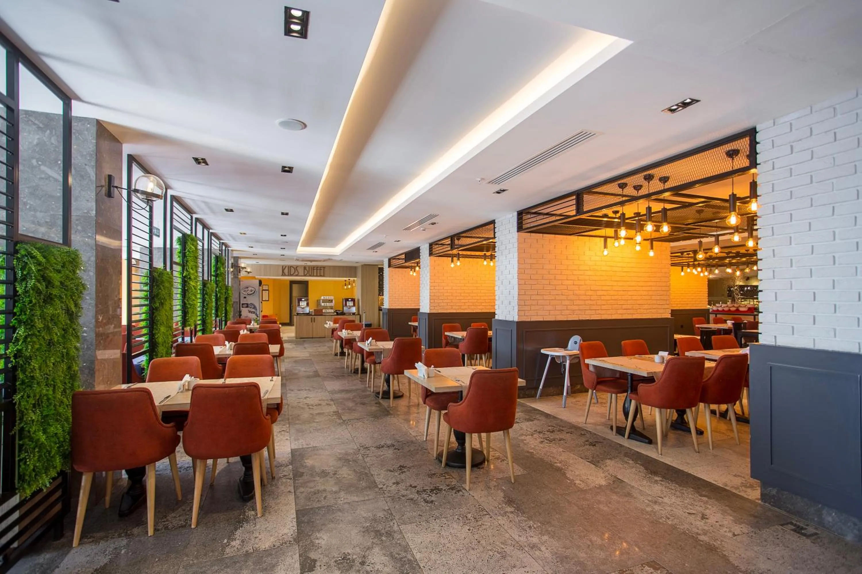 Restaurant/places to eat in Noxinn Deluxe Hotel - Ultra All Inclusive