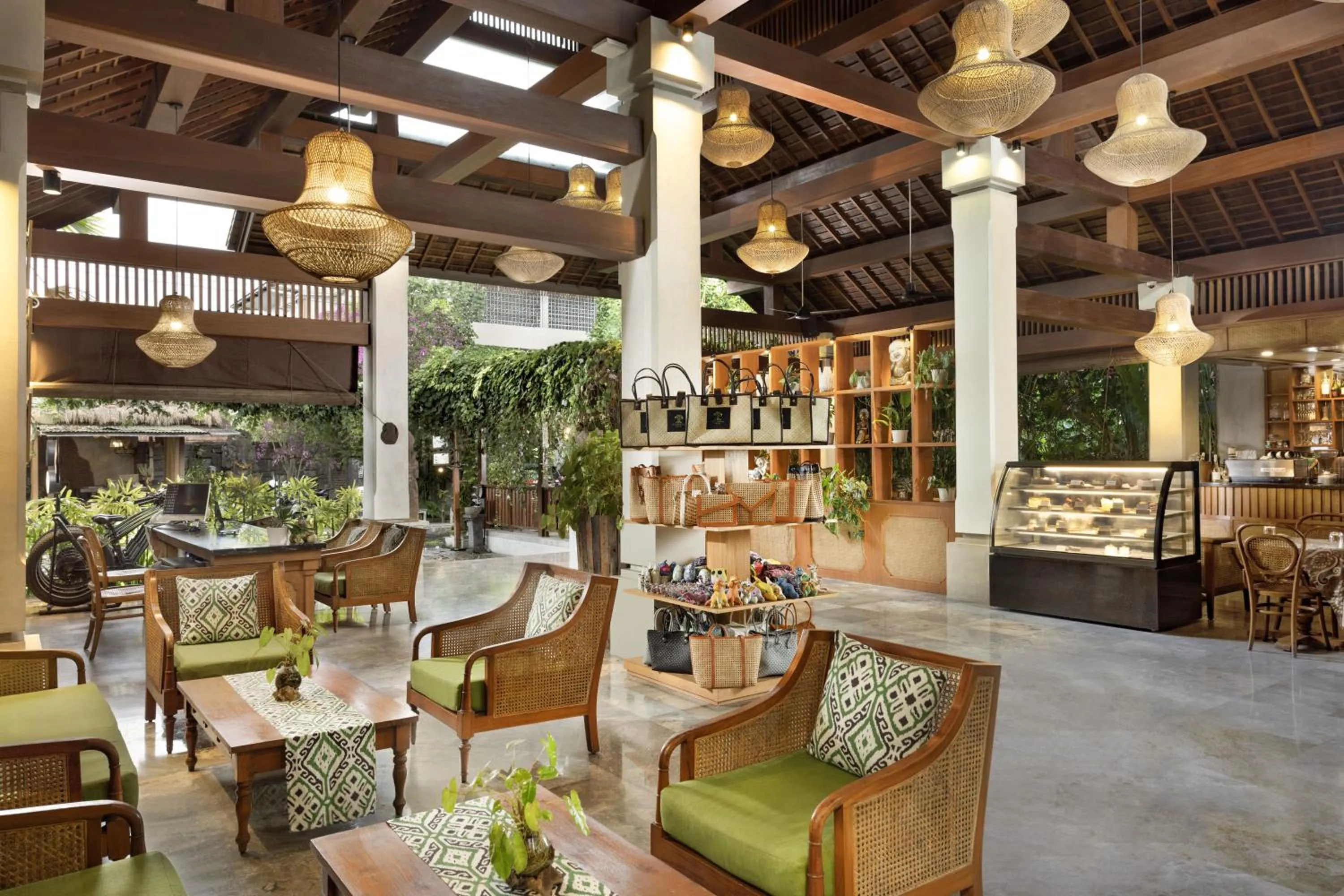 Restaurant/places to eat in Adiwana Unagi Suites