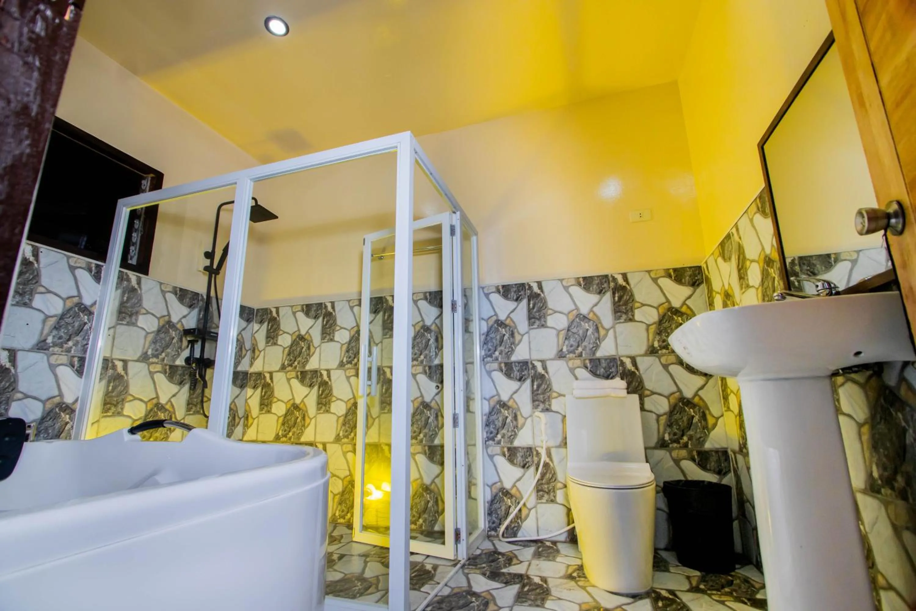 Shower in Loboc Cool River Resort