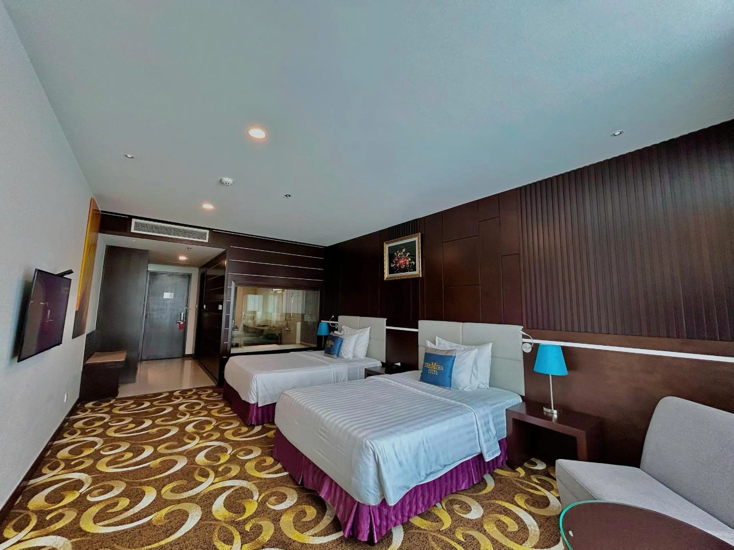 Bed in The Mira Hotel