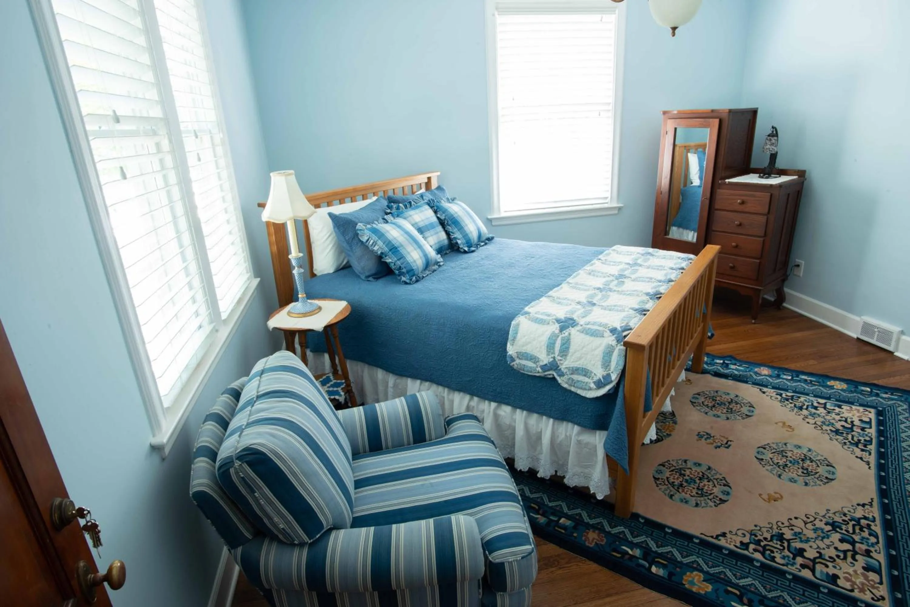 Bed in Valparaiso Inn B&B
