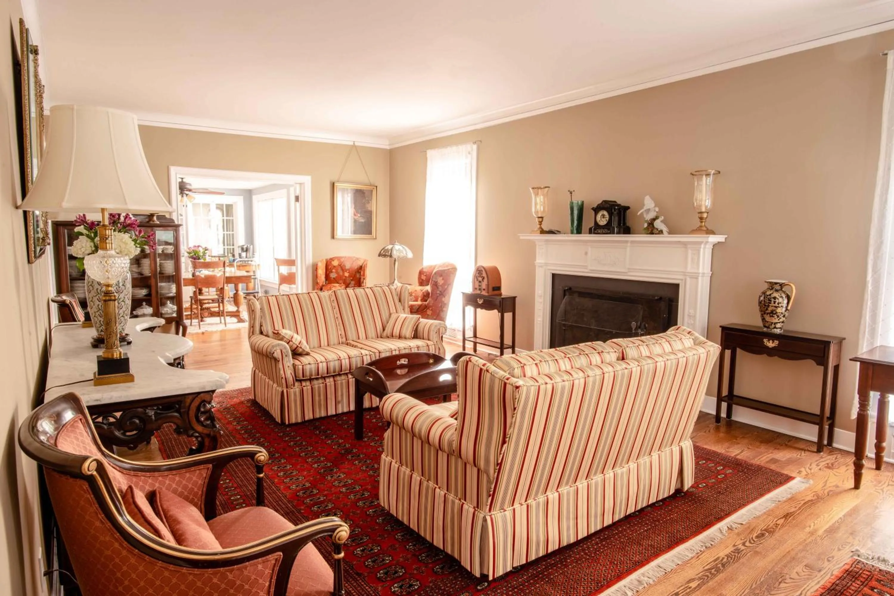 Living room in Valparaiso Inn B&B