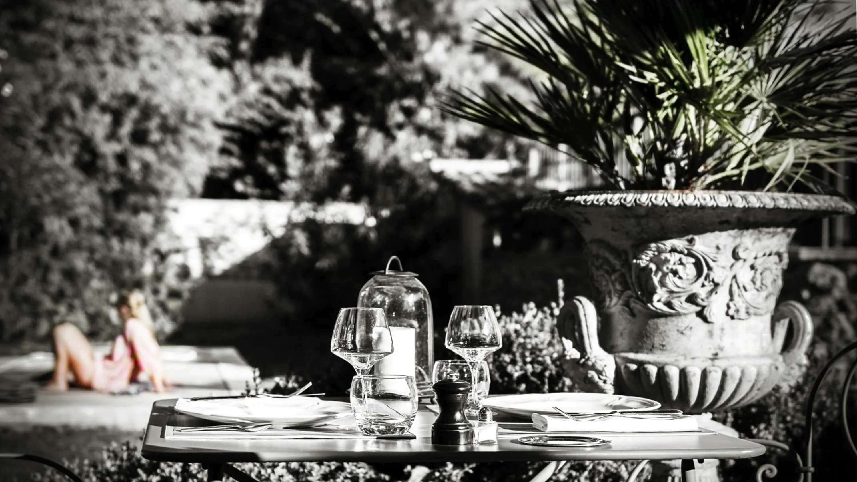 Restaurant/places to eat in La Bastide de Boulbon