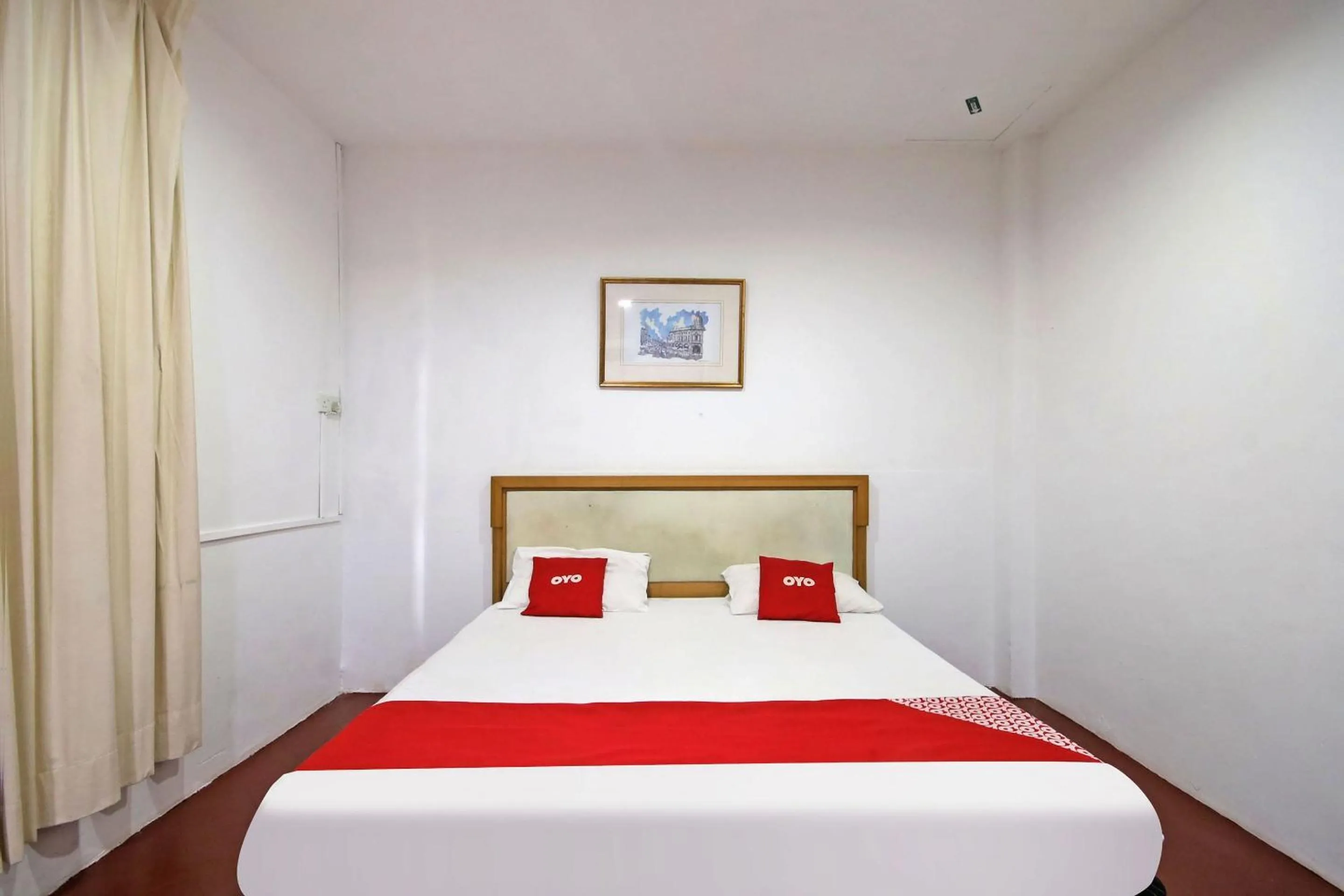 Bedroom, Bed in Hotel O Shalimar