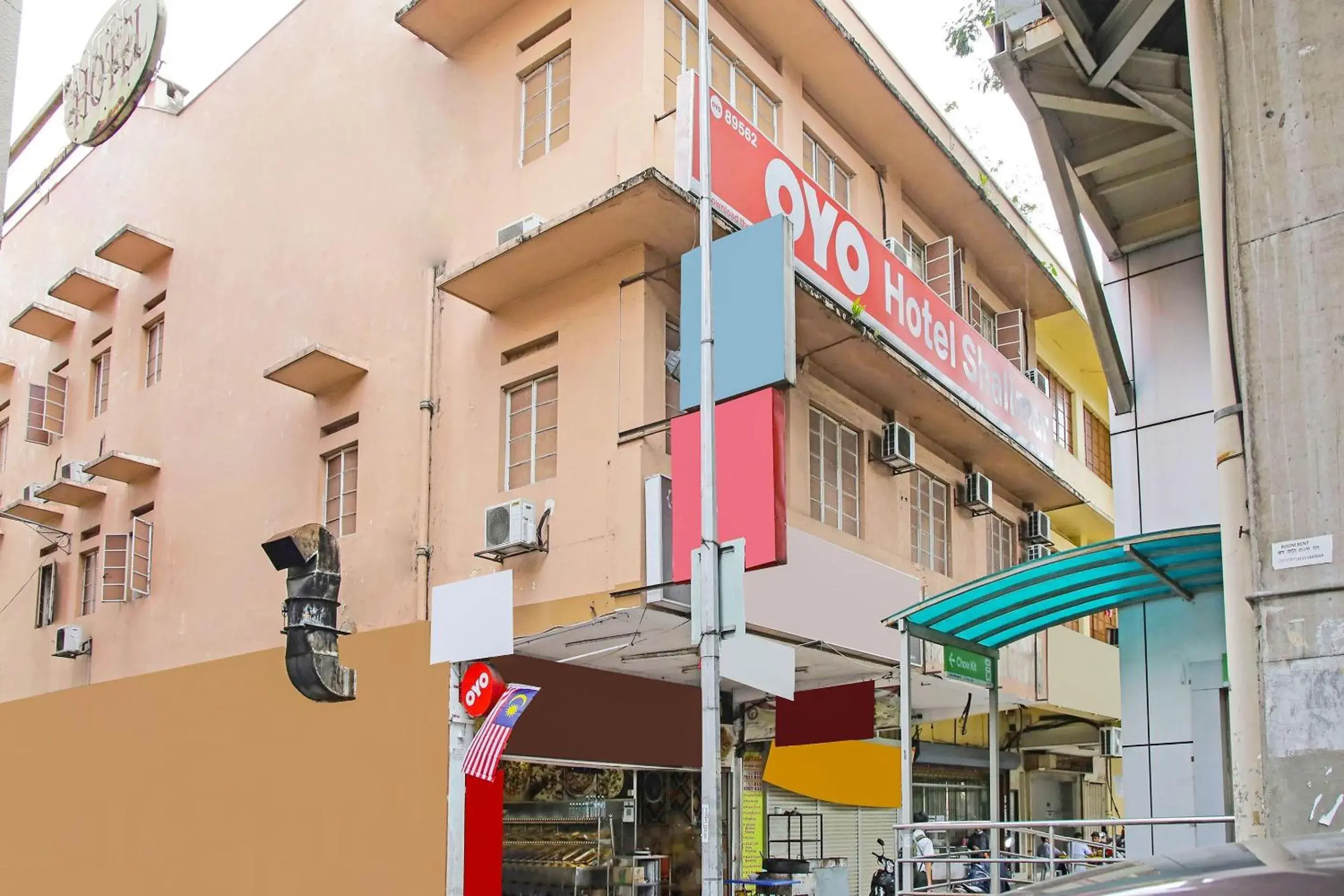 Facade/entrance in Hotel O Shalimar Facade/entrance in Hotel O Shalimar