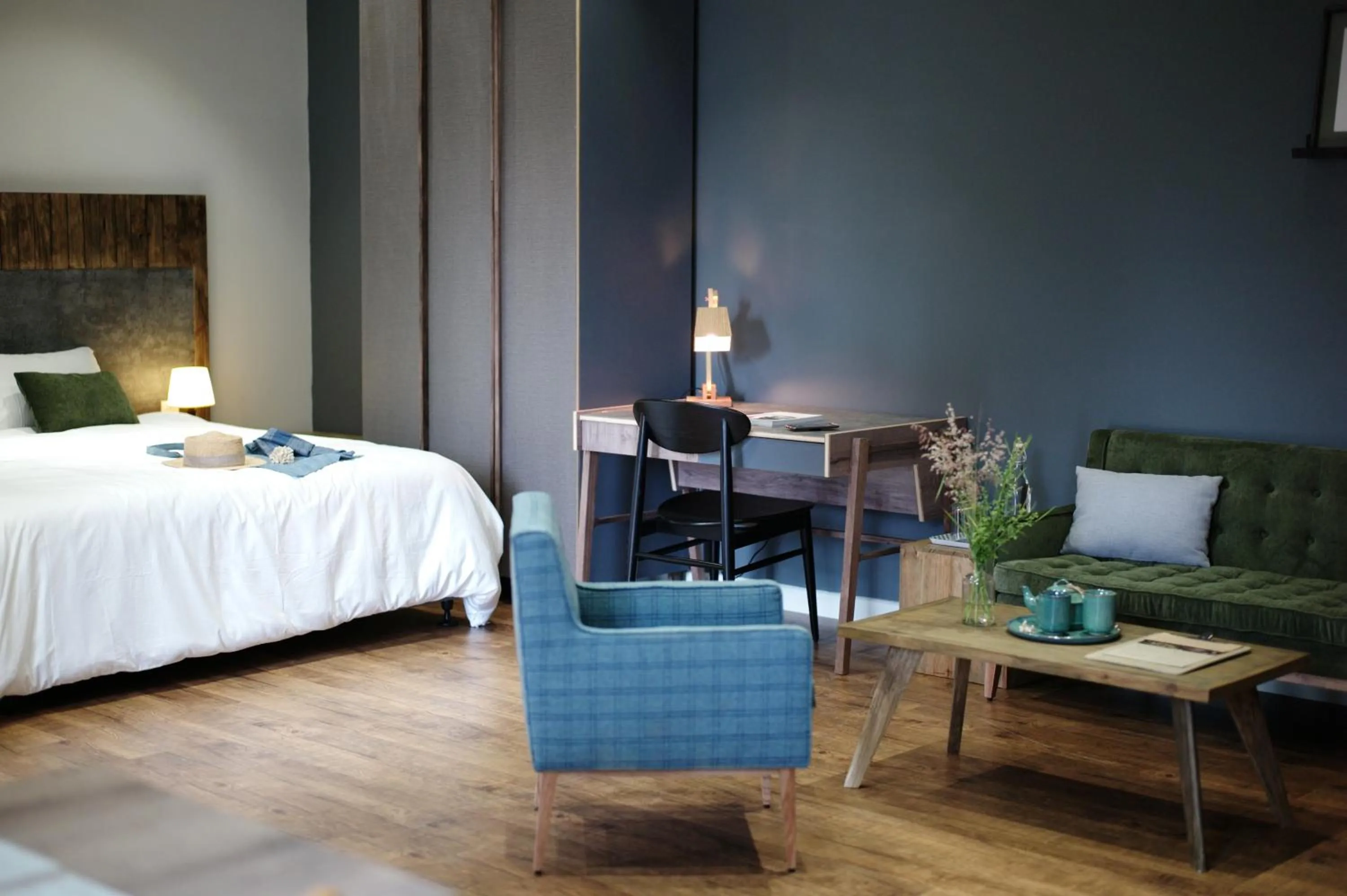 Photo of the whole room, Bed in Kaia Residence Danang Quiet Garden