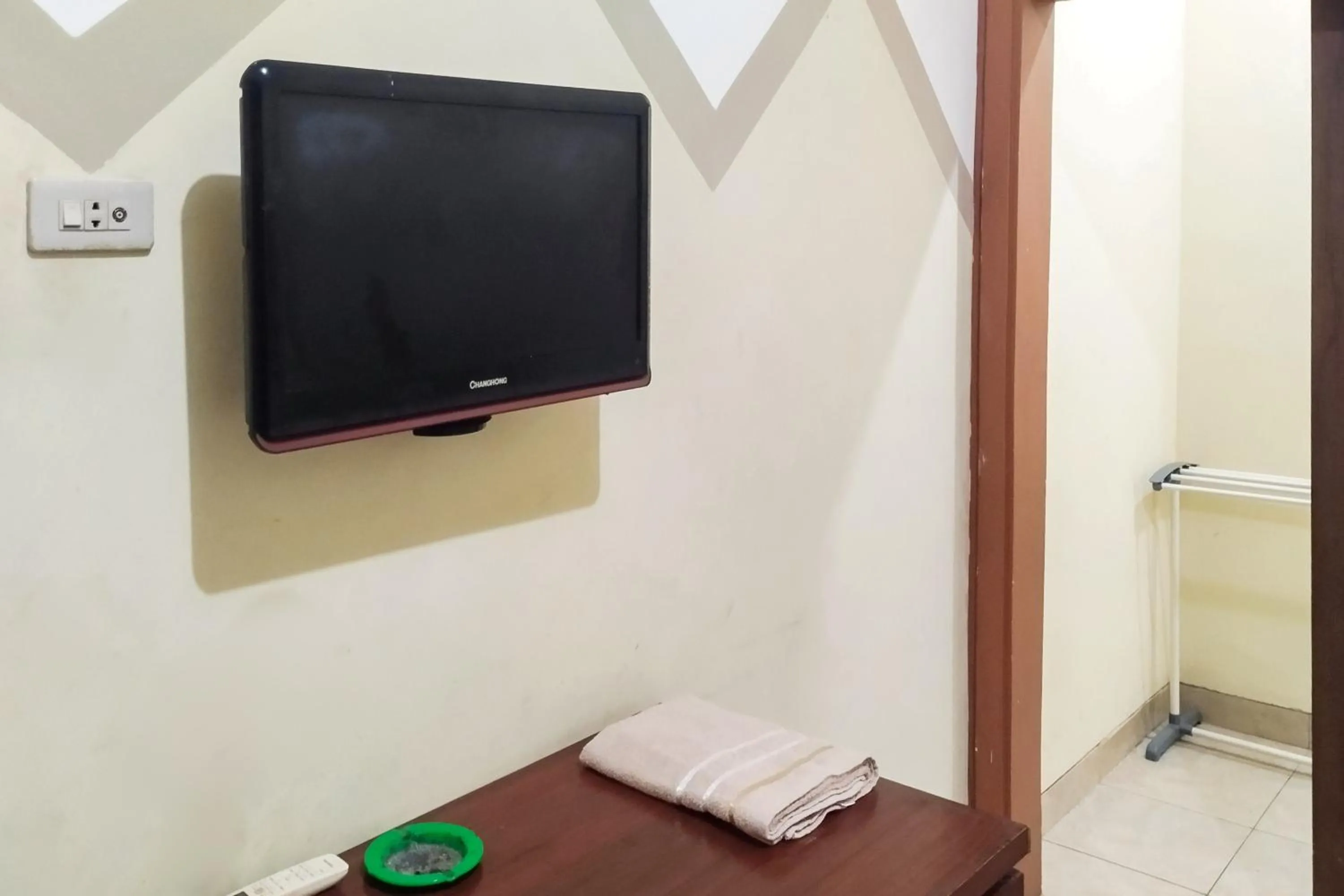 RedDoorz at Guesthouse Oemah Opa Metro Lampung