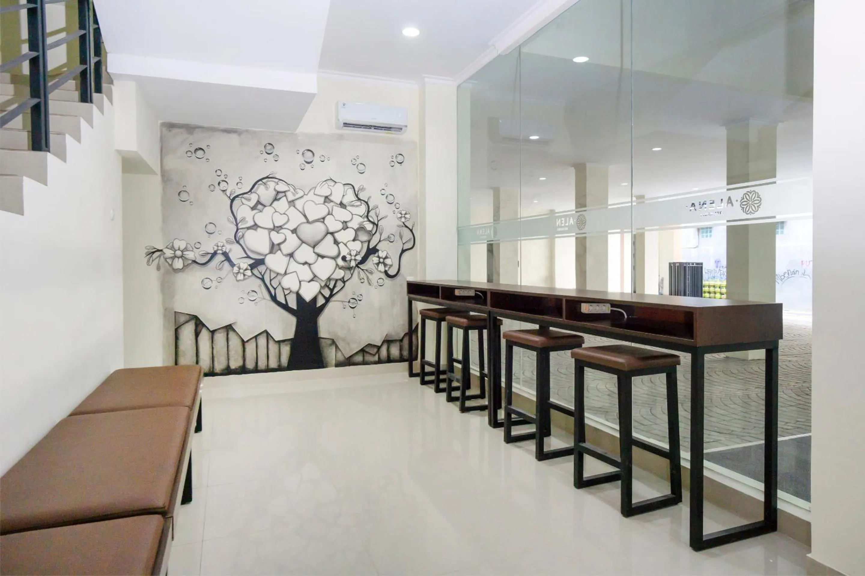 Lobby or reception in Collection O Yogyakarta near Jalan Malioboro formerly Alena Residence