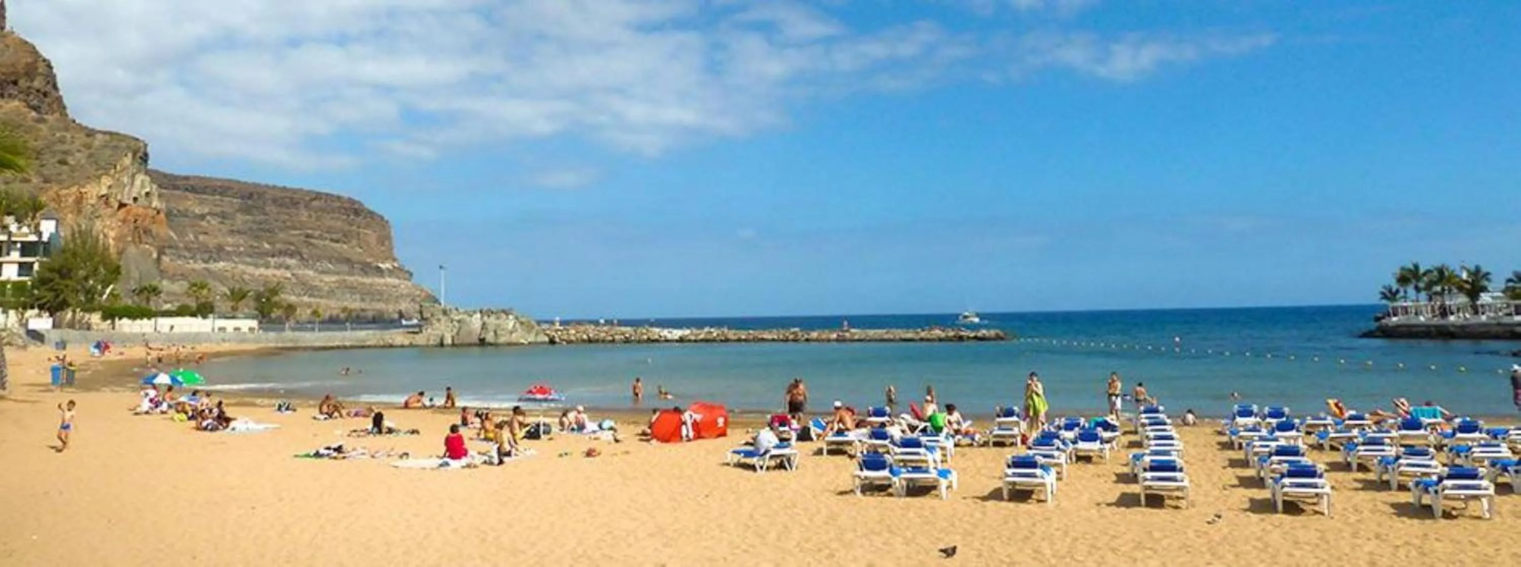 Beach in Captains House Playa De Mogan by El Sirocco
